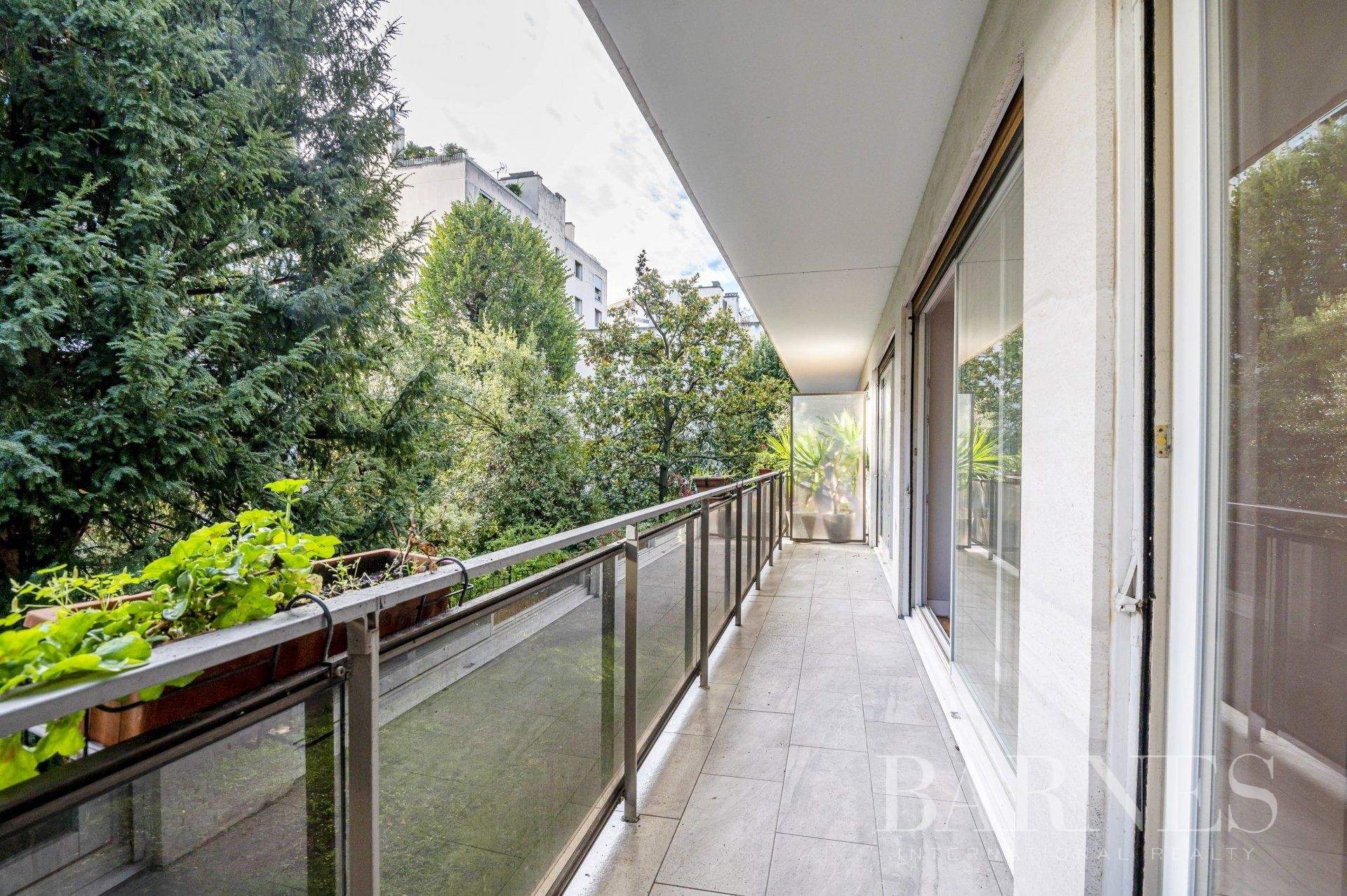 Neuilly-sur-Seine  - Appartement 5 Pièces 3 Chambres - picture 3