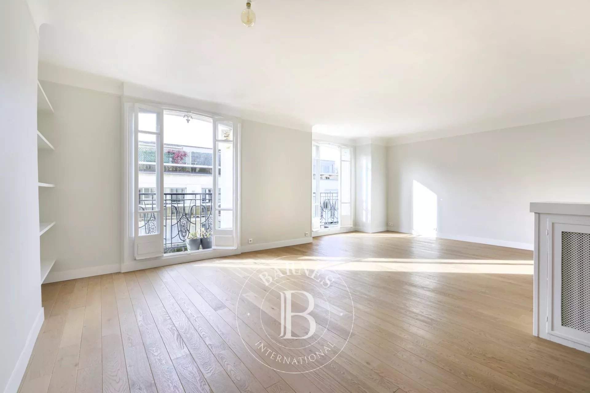 Neuilly-sur-Seine  - Apartment 3 Bedrooms - picture 3