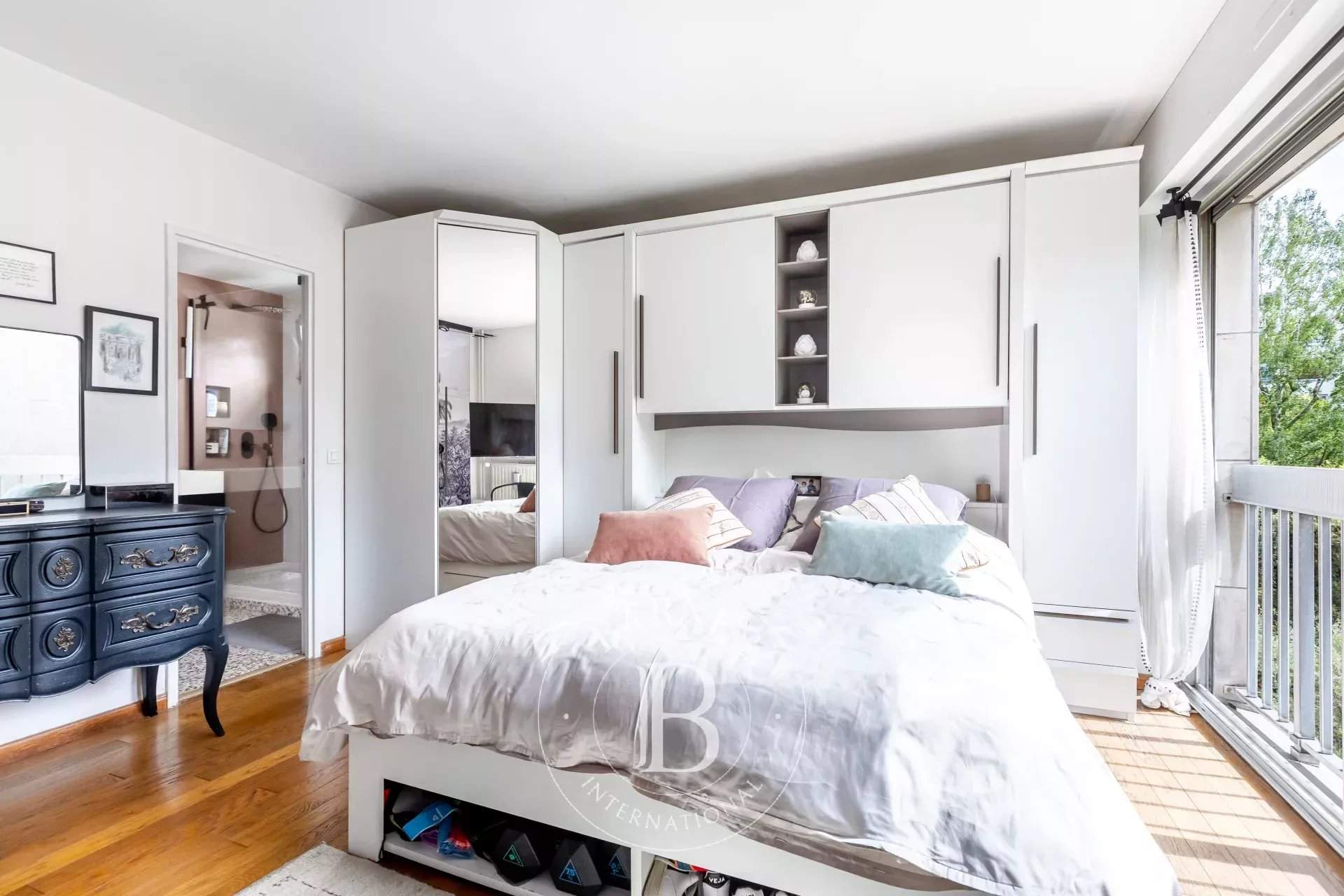Neuilly-sur-Seine  - Appartement 5 Pi&egrave;ces 3 Chambres - picture 18