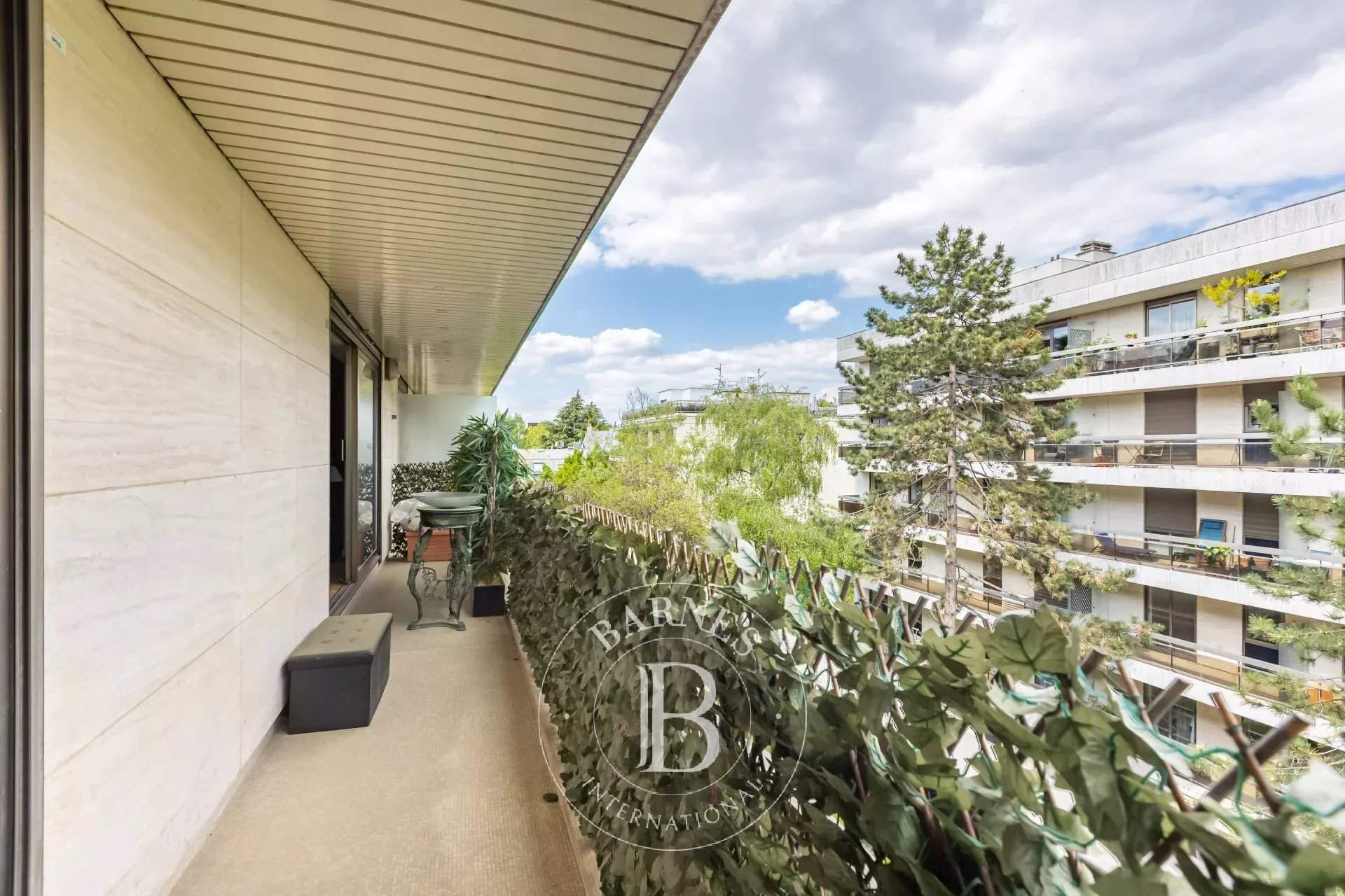 Neuilly-sur-Seine  - Appartement 5 Pi&egrave;ces 2 Chambres - picture 9