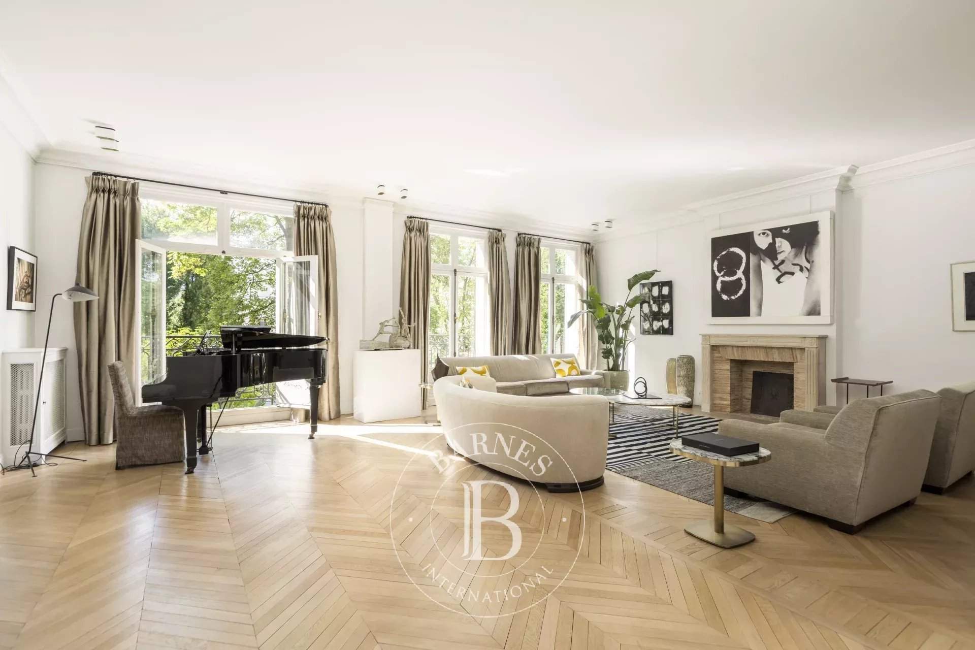 Neuilly-sur-Seine  - Apartment 4 Bedrooms - picture 3