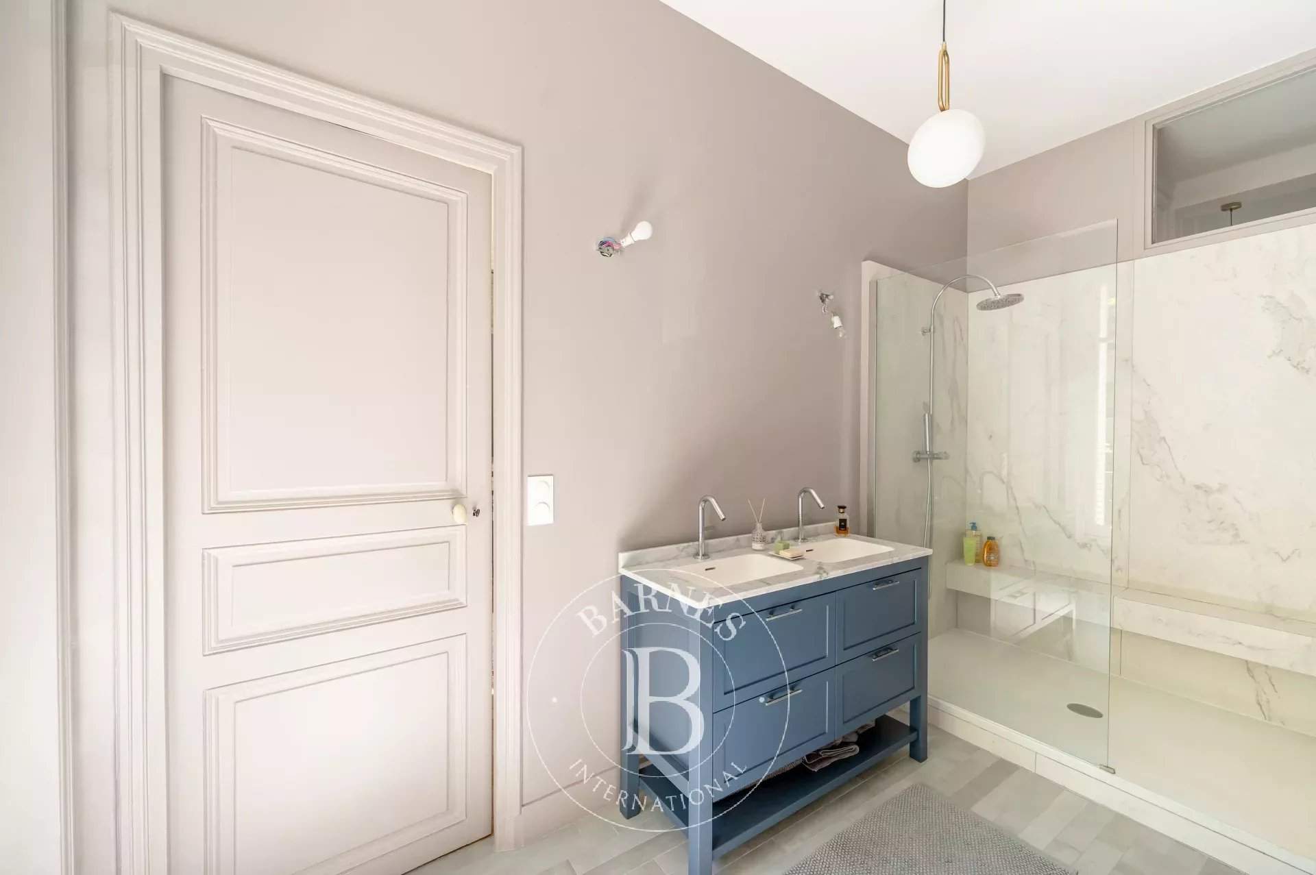 Neuilly-sur-Seine  - Appartement 5 Pièces 3 Chambres - picture 14