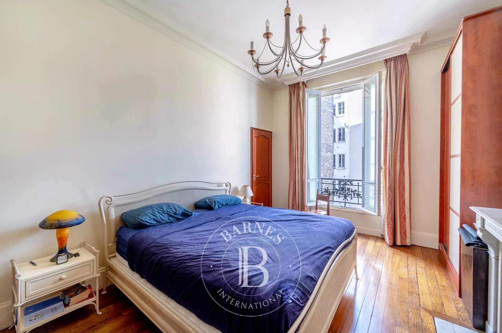 Neuilly-sur-Seine  - Appartement 6 Pièces 4 Chambres - picture 12