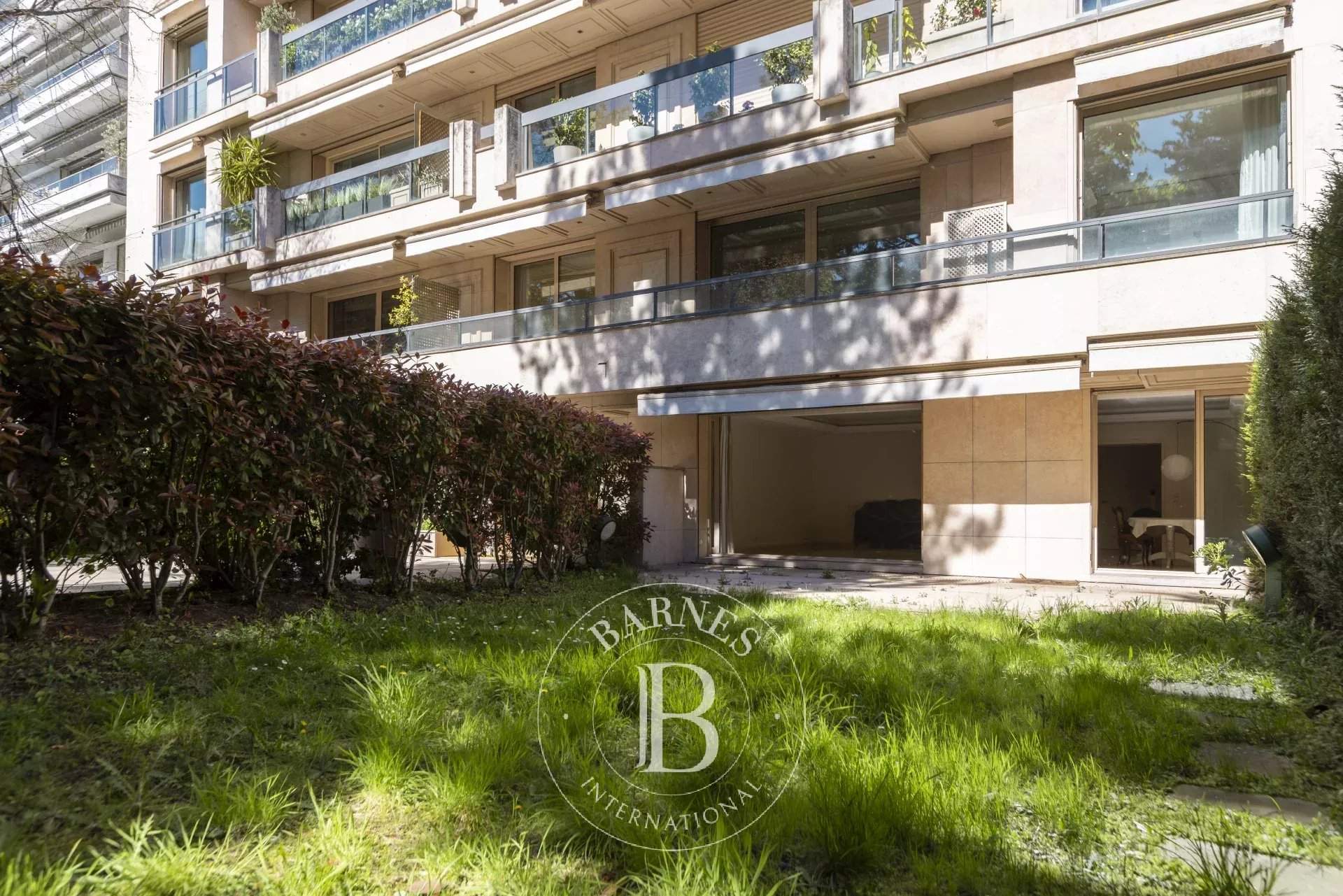 Neuilly-sur-Seine  - Piso 6 Cuartos 3 Habitaciones - picture 7