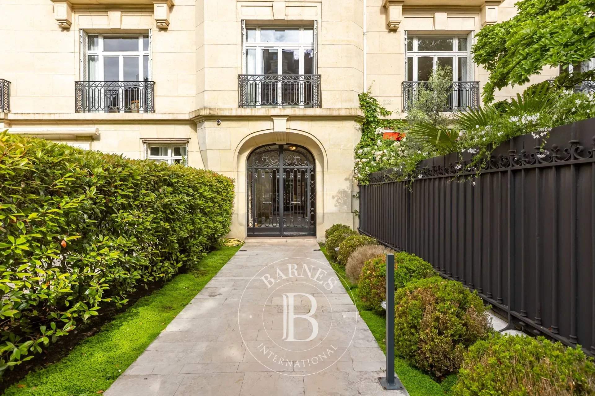 Neuilly-sur-Seine  - Apartment 4 Bedrooms - picture 4