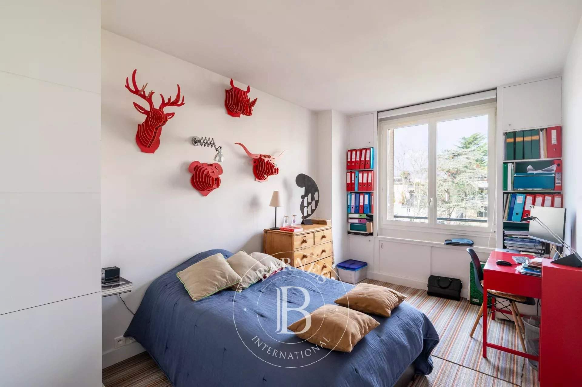 Neuilly-sur-Seine  - Apartment 4 Bedrooms - picture 11