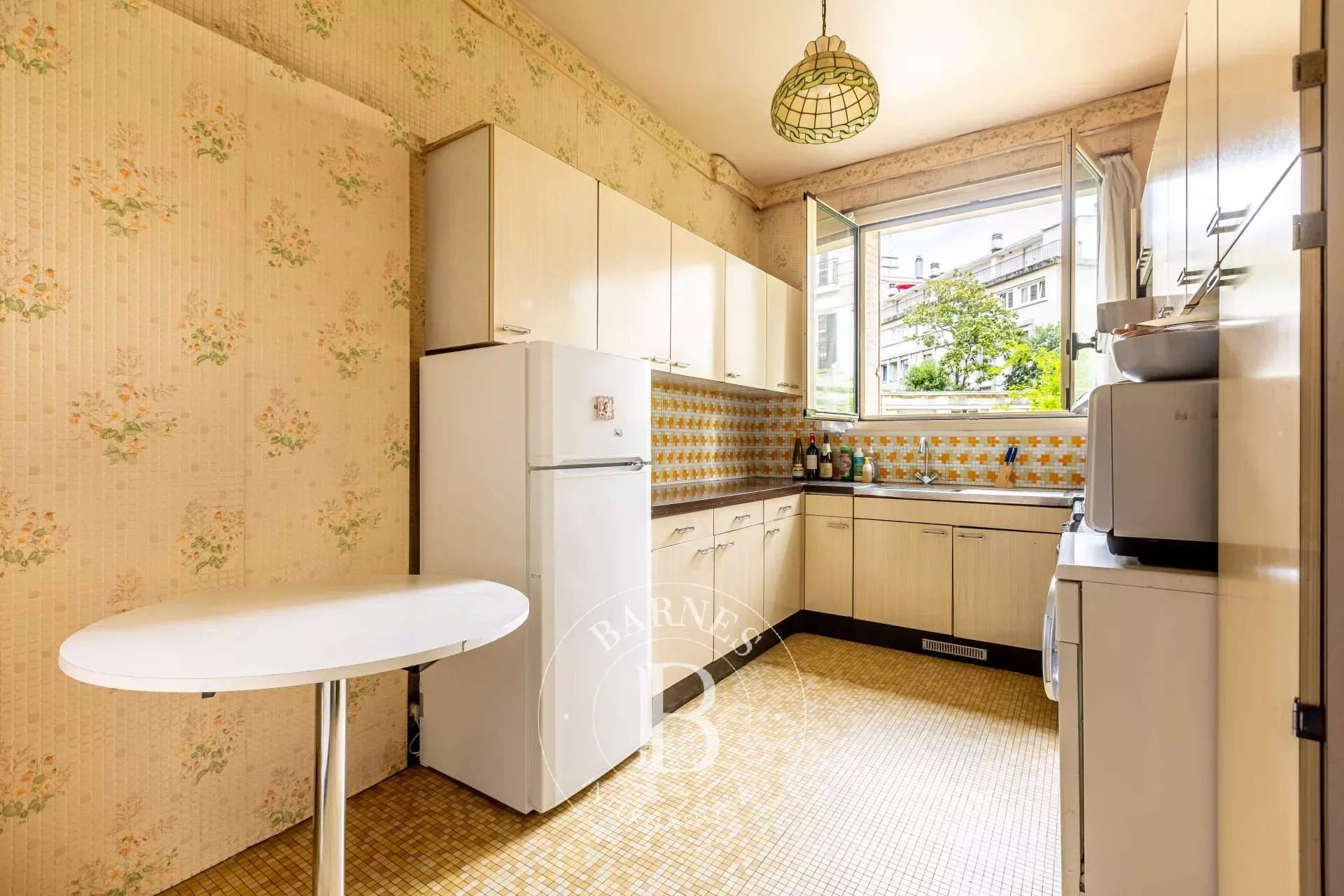 Neuilly-sur-Seine  - Apartment 3 Bedrooms - picture 10