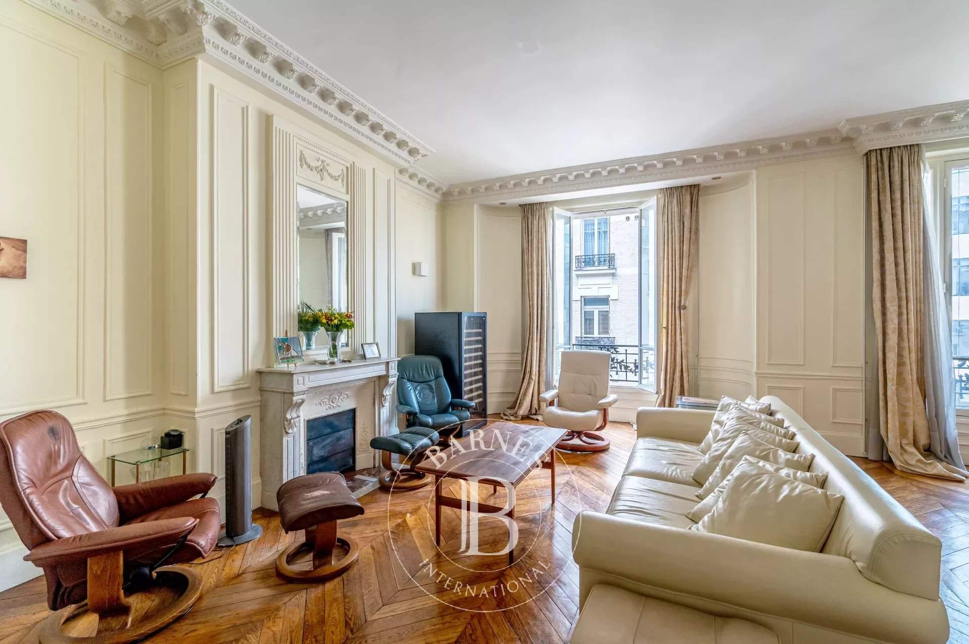 Neuilly-sur-Seine  - Appartement 6 Pièces 4 Chambres - picture 3