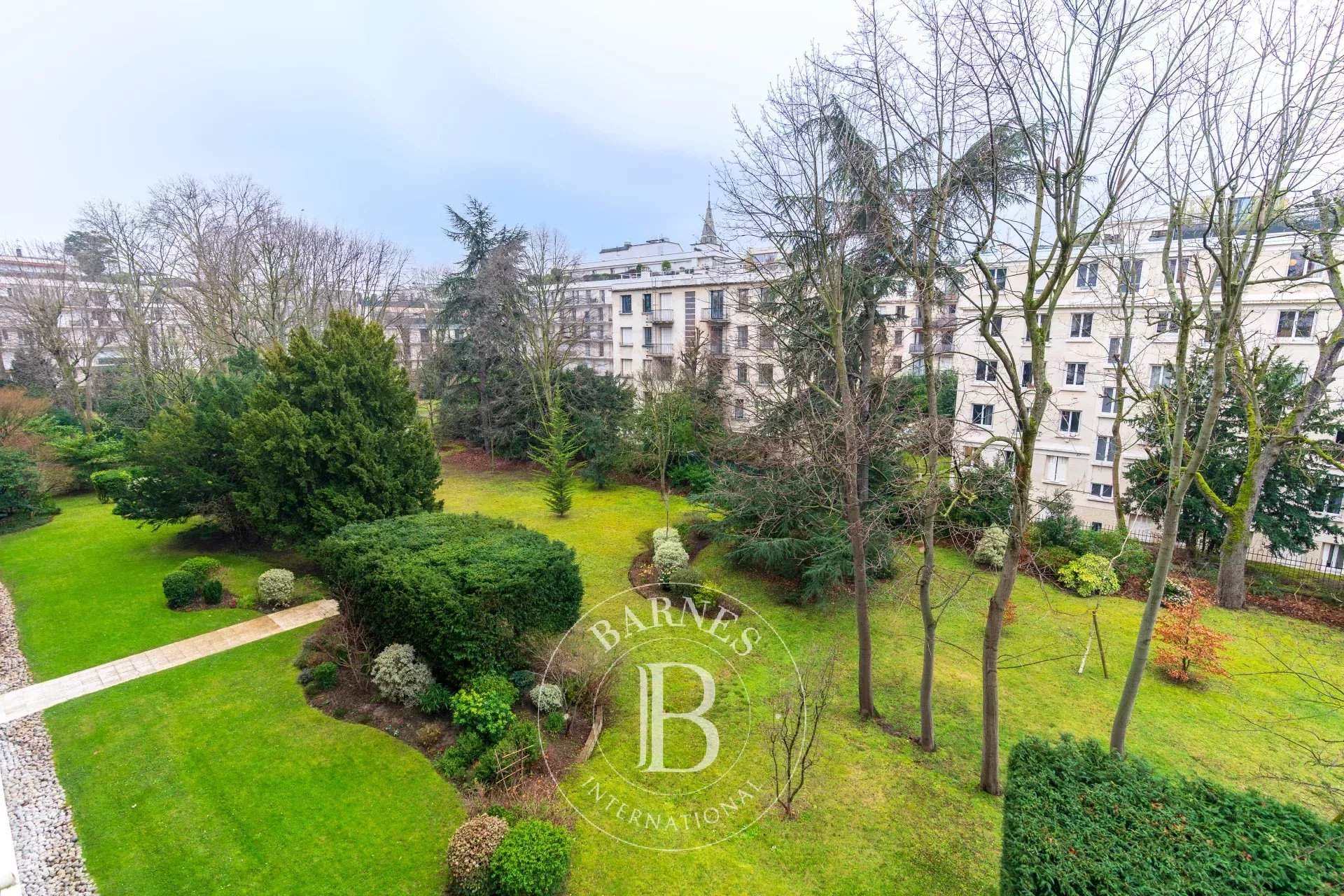 Neuilly-sur-Seine  - Piso 5 Cuartos 3 Habitaciones - picture 1