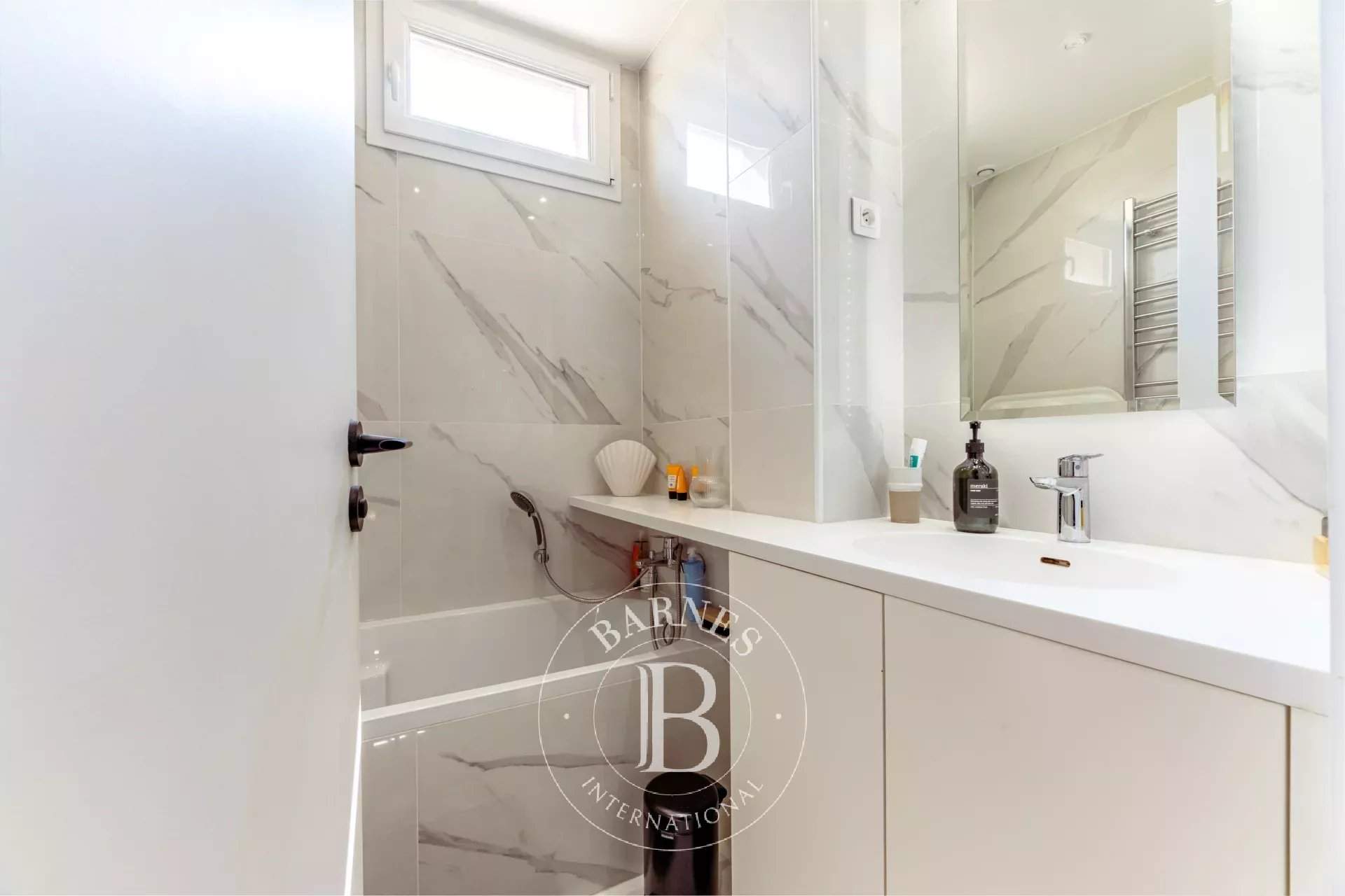 Neuilly-sur-Seine  - Piso 5 Cuartos 3 Habitaciones - picture 18