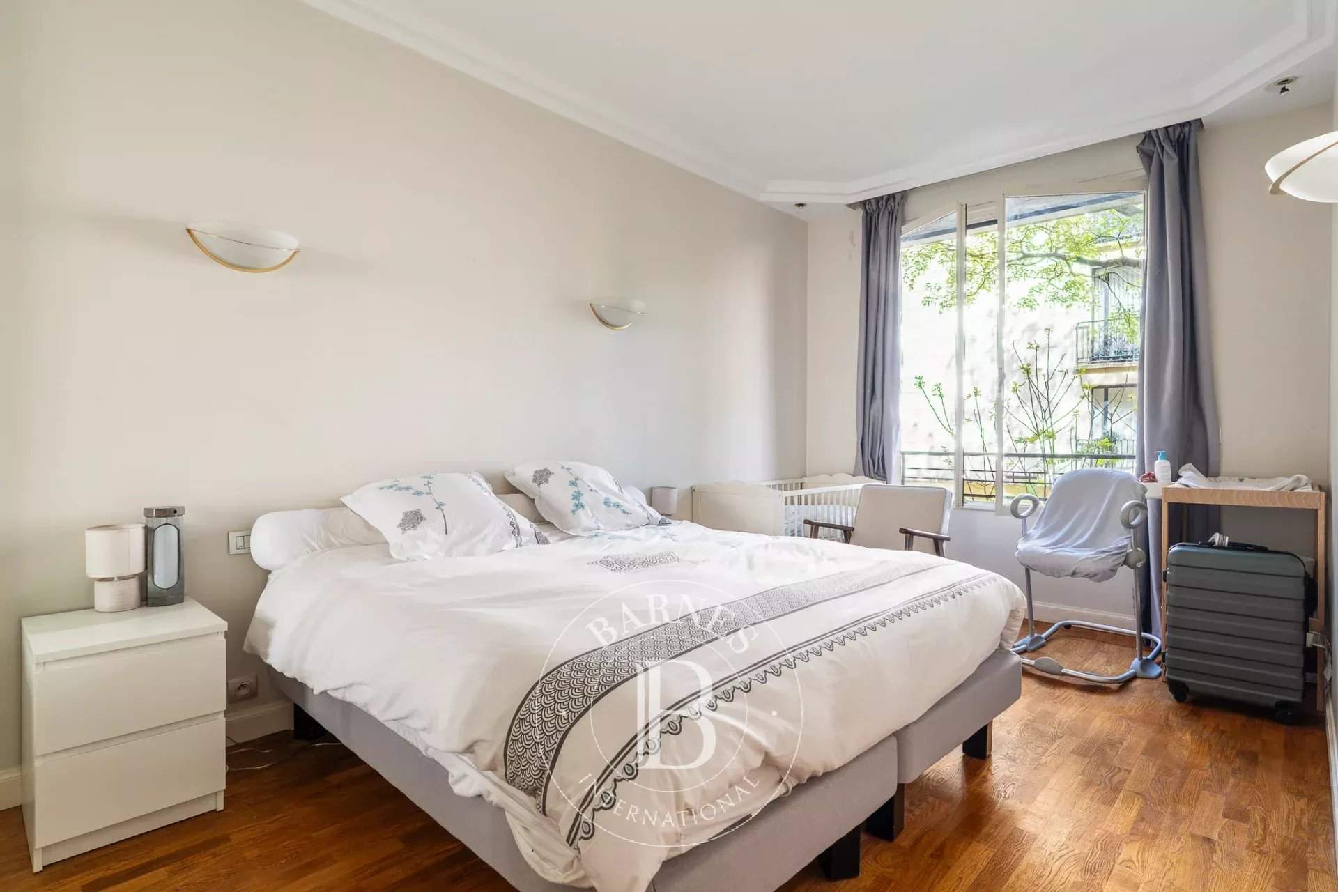 Neuilly-sur-Seine  - Apartment 5 Bedrooms - picture 19