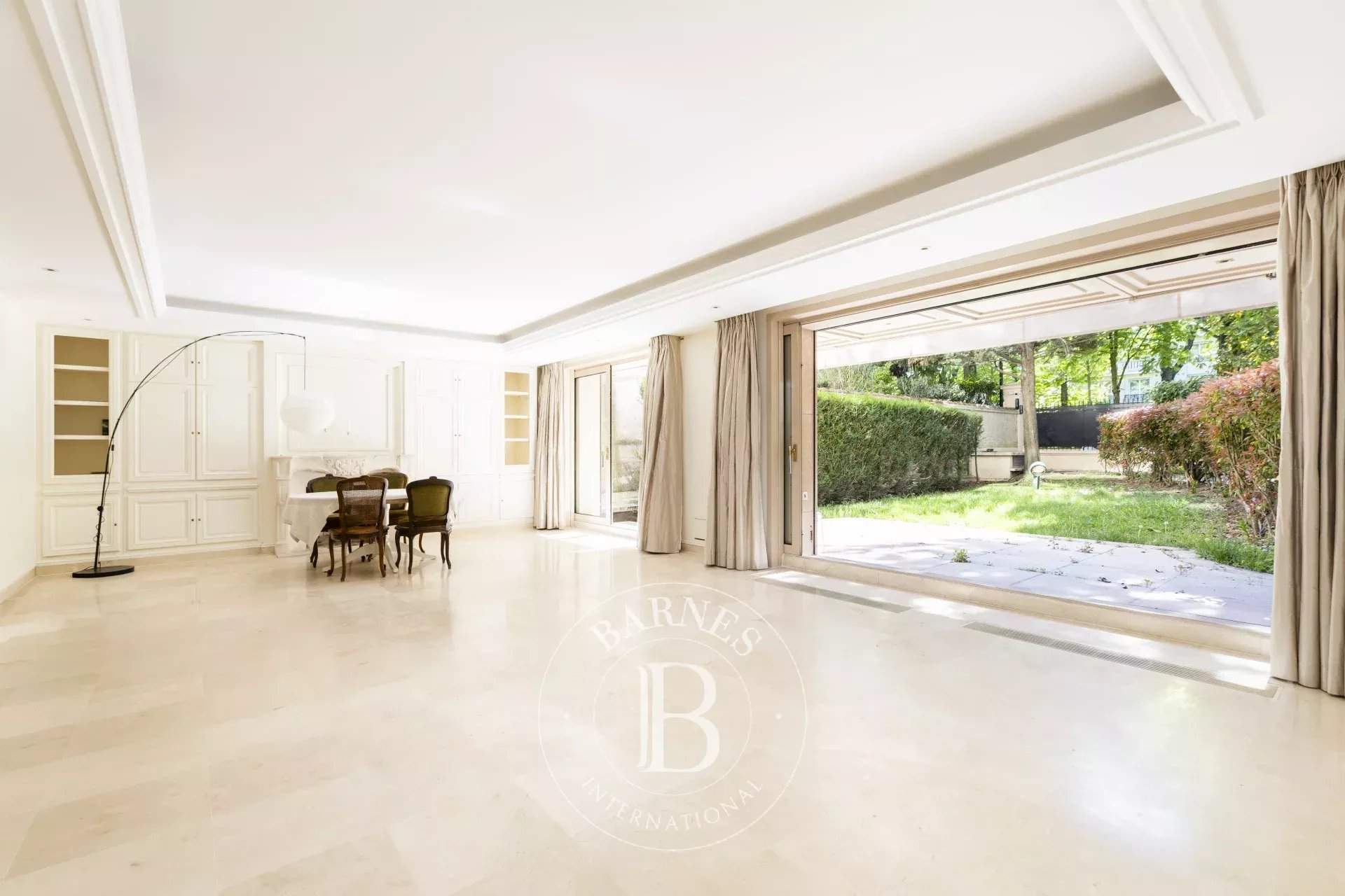 Neuilly-sur-Seine  - Piso 6 Cuartos 3 Habitaciones - picture 2