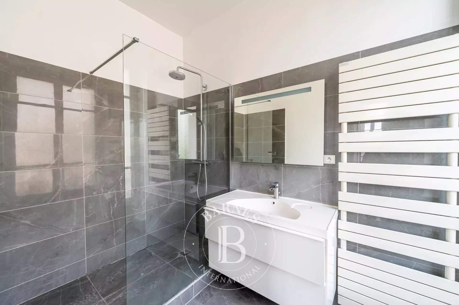 Neuilly-sur-Seine  - Appartement 5 Pièces 3 Chambres - picture 15