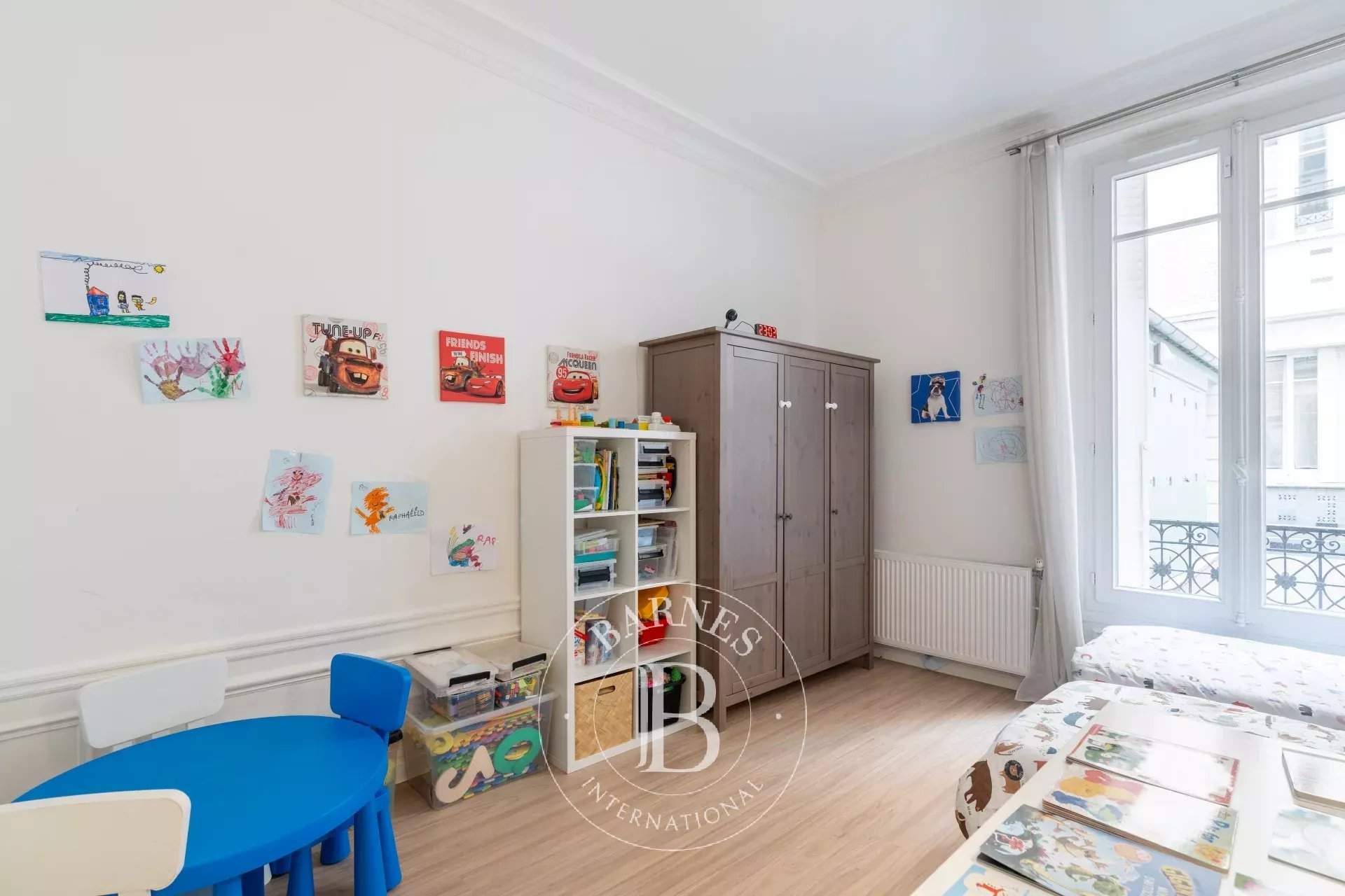Neuilly-sur-Seine  - Apartment 3 Bedrooms - picture 11