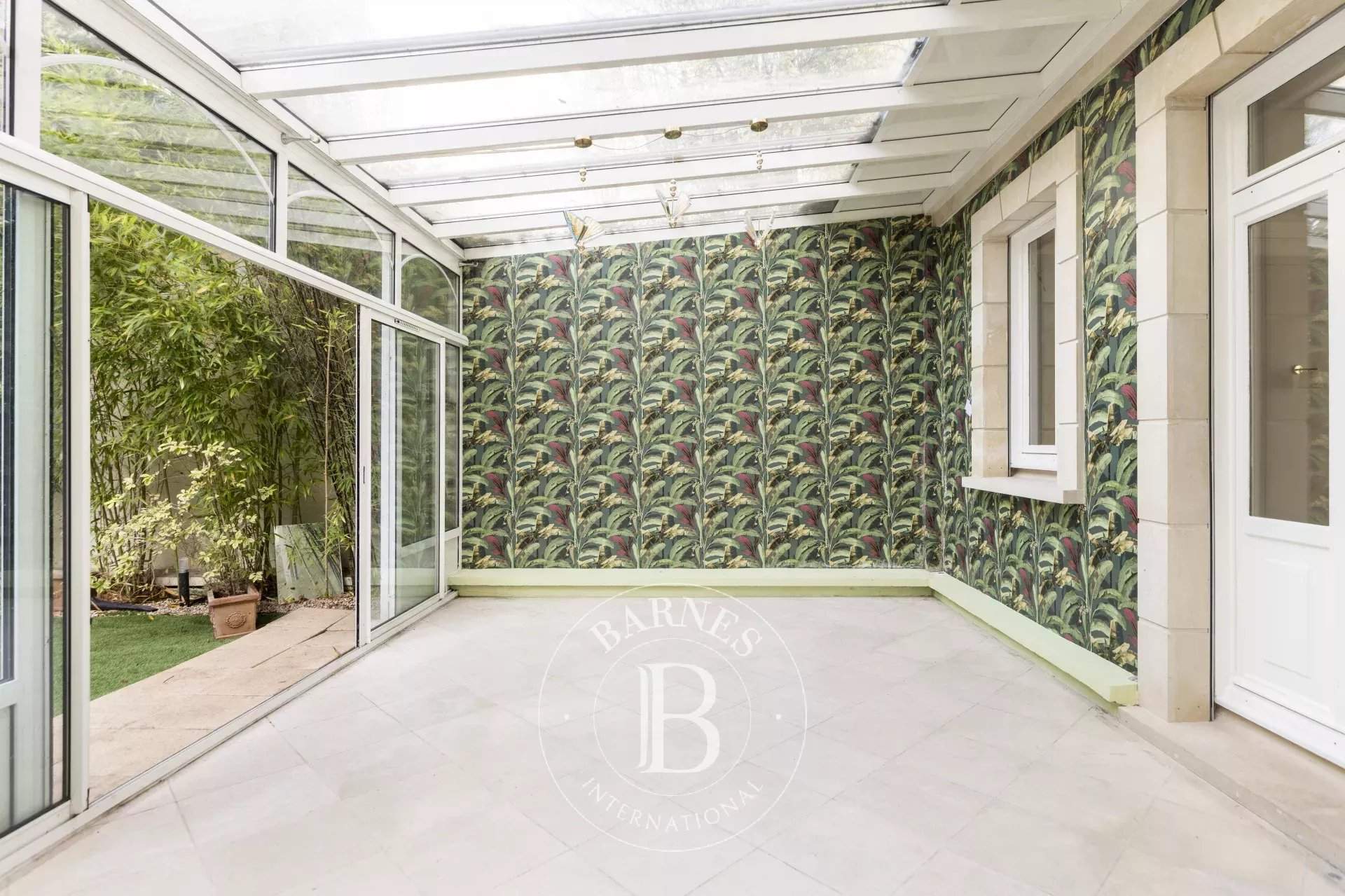 Neuilly-sur-Seine  - Mansion 4 Bedrooms - picture 14