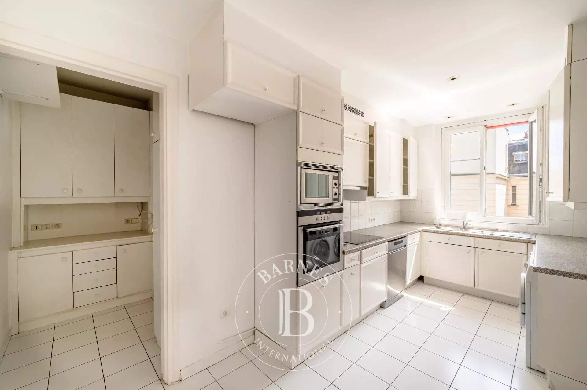 Neuilly-sur-Seine  - Appartement 6 Pi&egrave;ces 4 Chambres - picture 15