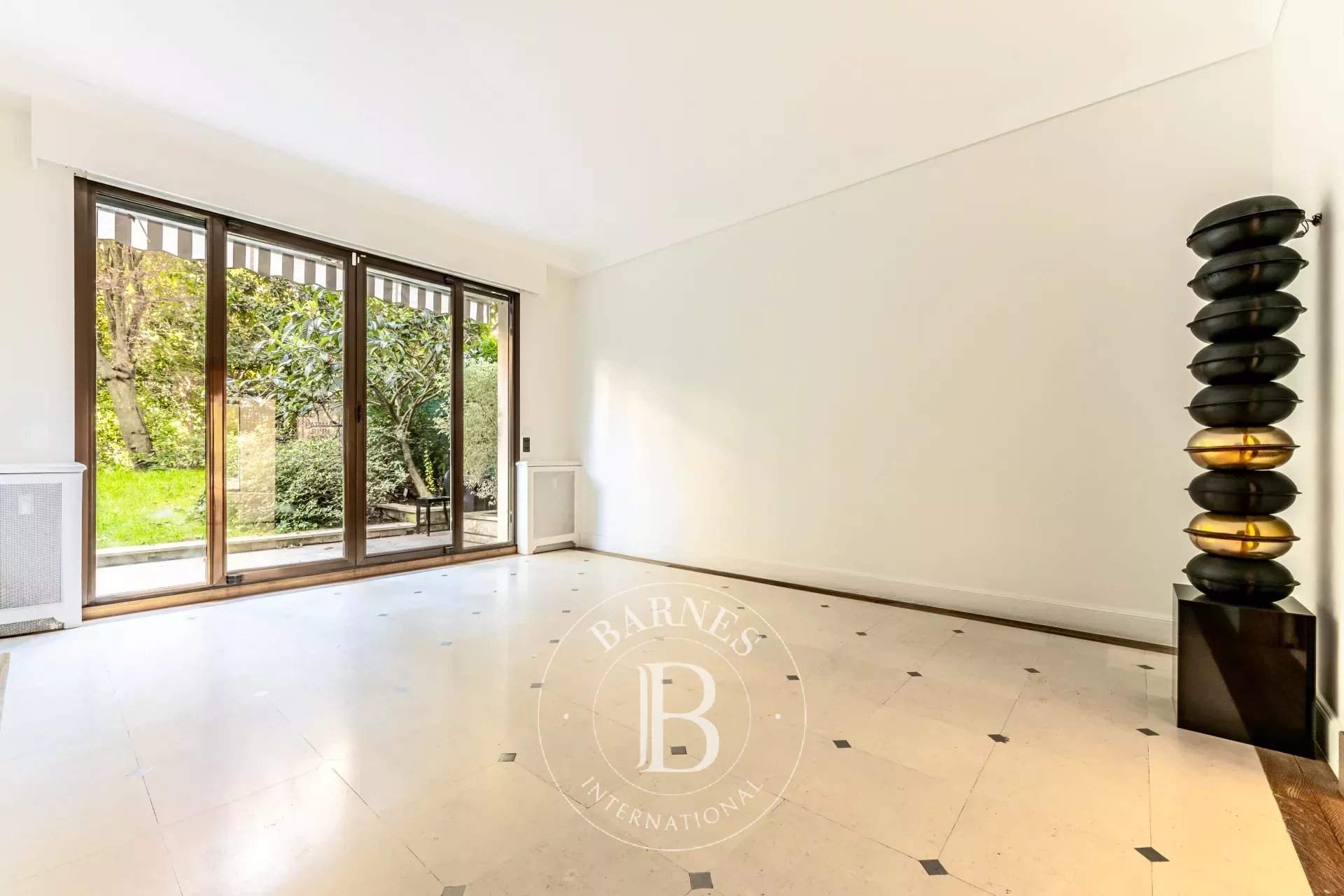 Neuilly-sur-Seine  - Appartement 8 Pi&egrave;ces 4 Chambres - picture 12