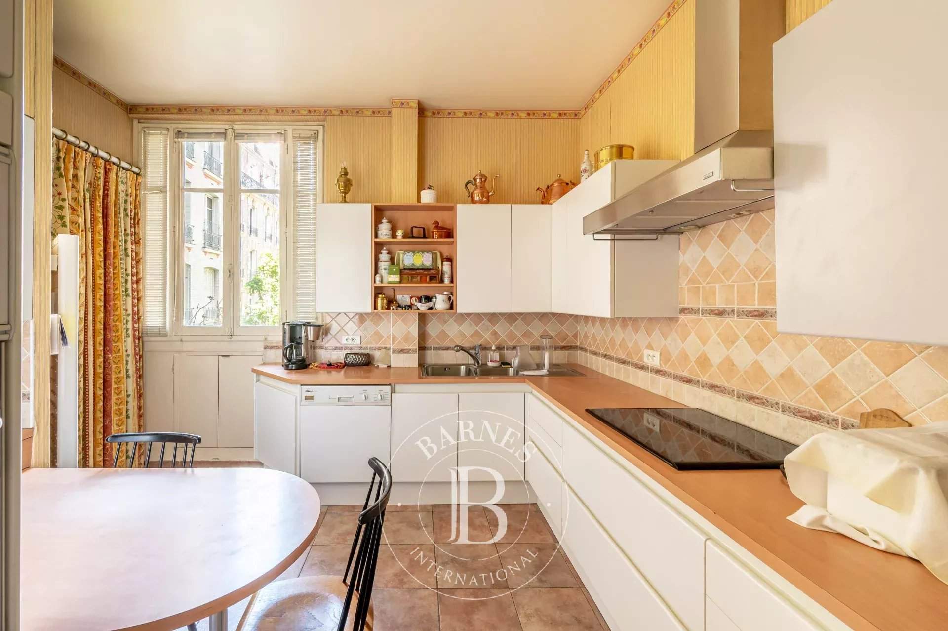 Neuilly-sur-Seine  - Appartement 7 Pièces 4 Chambres - picture 8