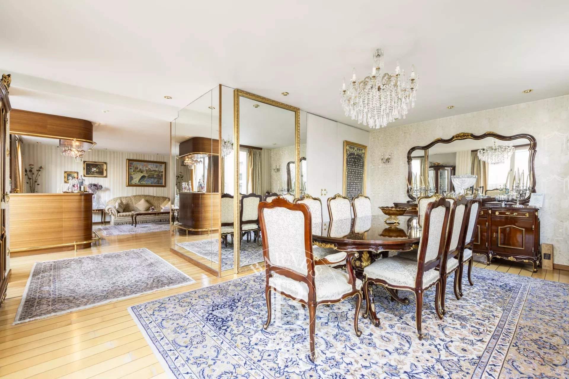 Neuilly-sur-Seine  - Maison 10 Pi&egrave;ces 5 Chambres - picture 17