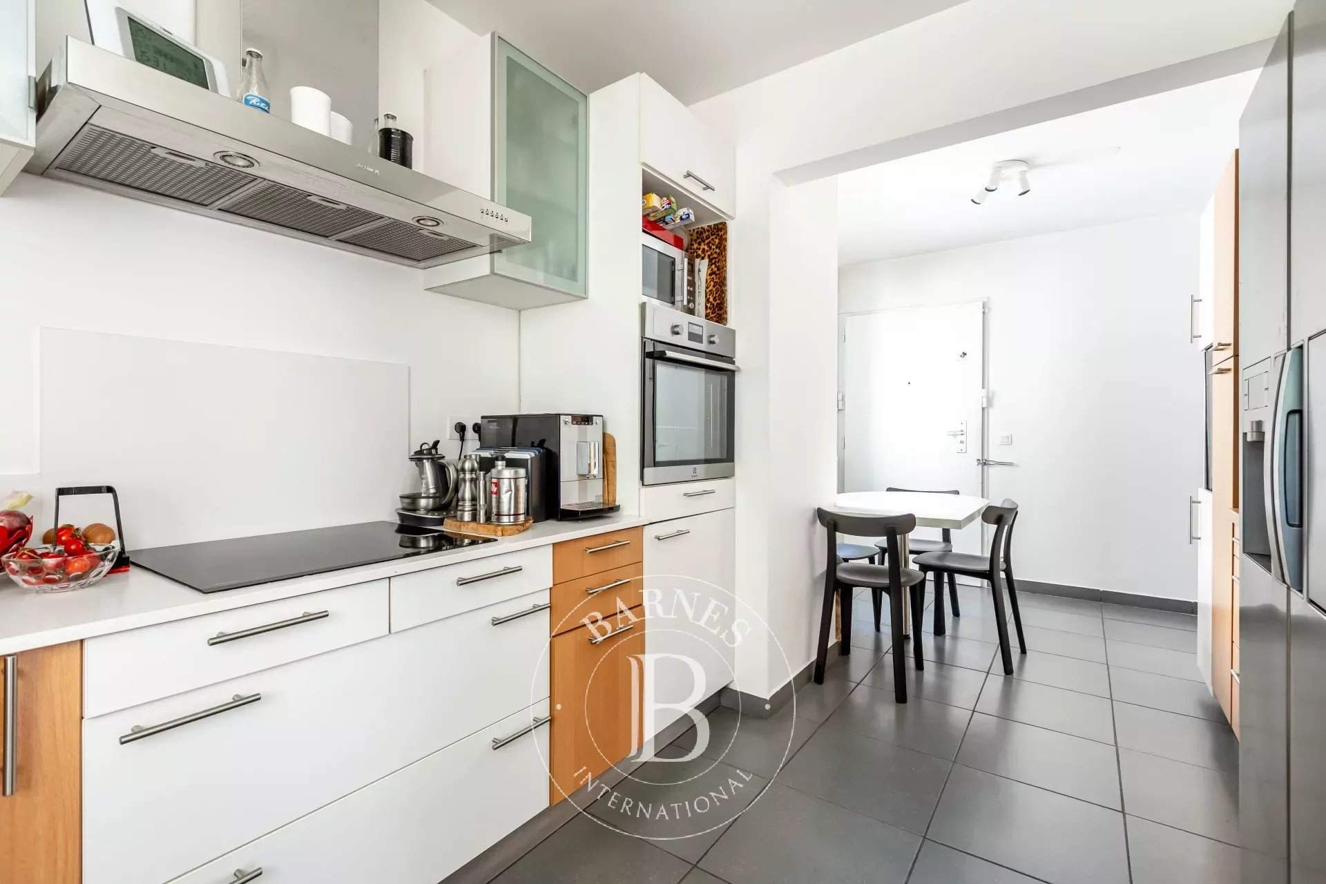 Neuilly-sur-Seine  - Appartement 5 Pi&egrave;ces 3 Chambres - picture 12