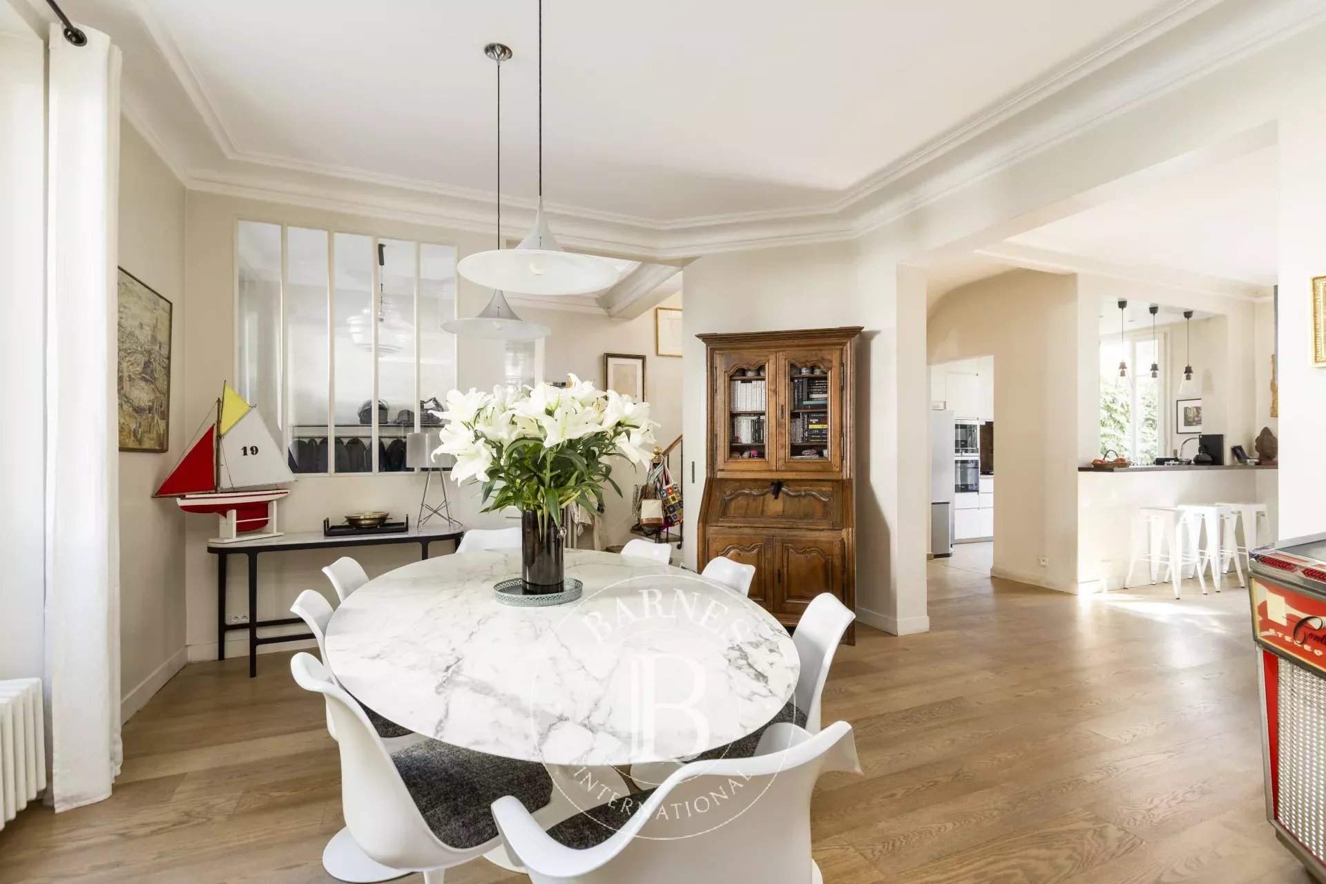 Neuilly-sur-Seine  - Maison 8 Pièces 5 Chambres - picture 9