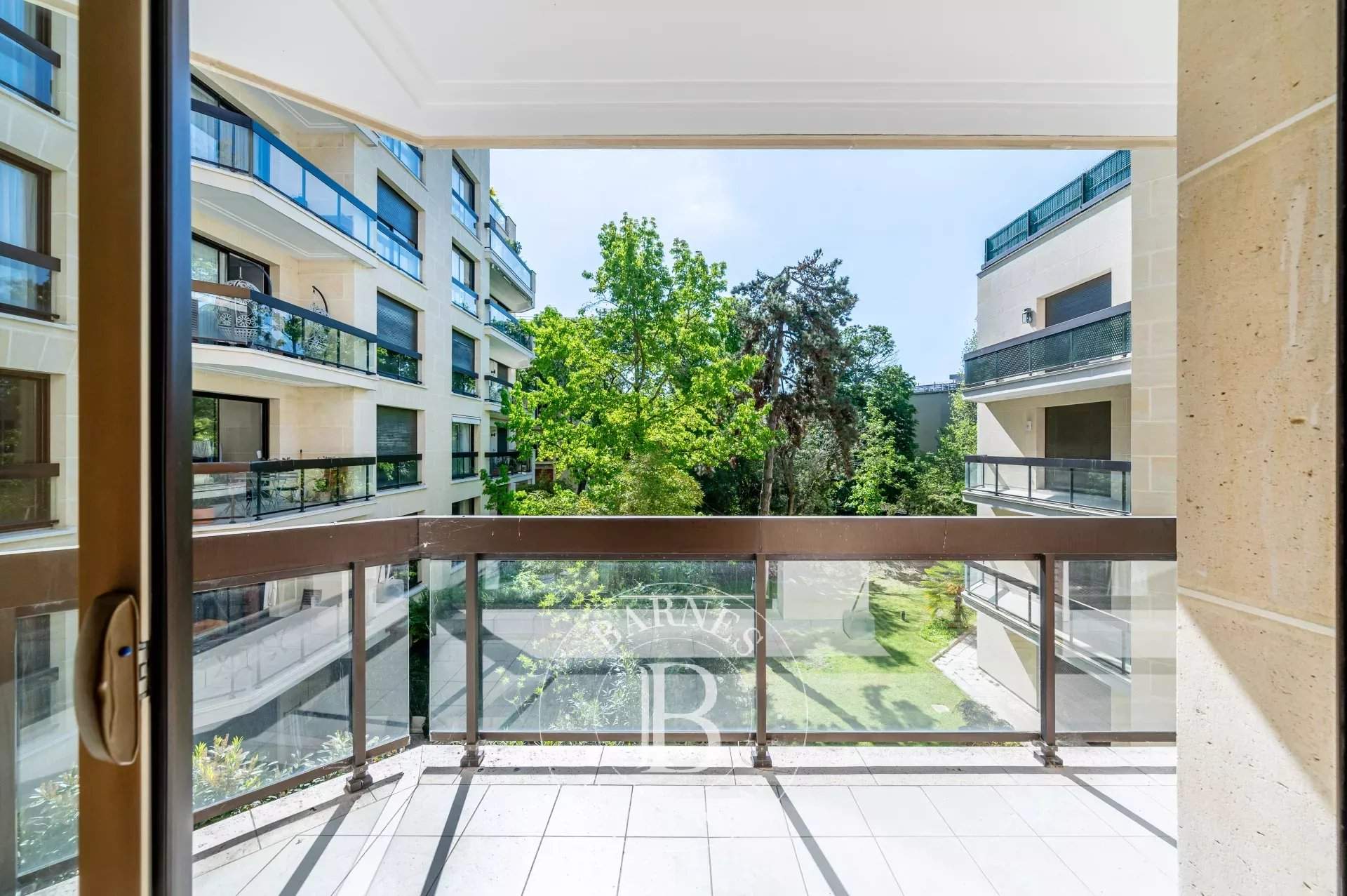 Neuilly-sur-Seine  - Appartement 6 Pi&egrave;ces 4 Chambres - picture 10