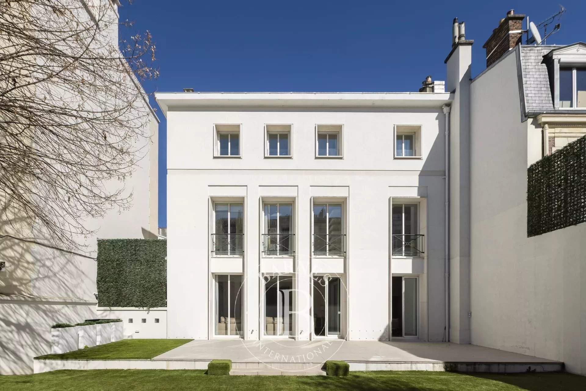 Neuilly-sur-Seine  - Hôtel particulier 9 Pi&egrave;ces 5 Chambres - picture 2