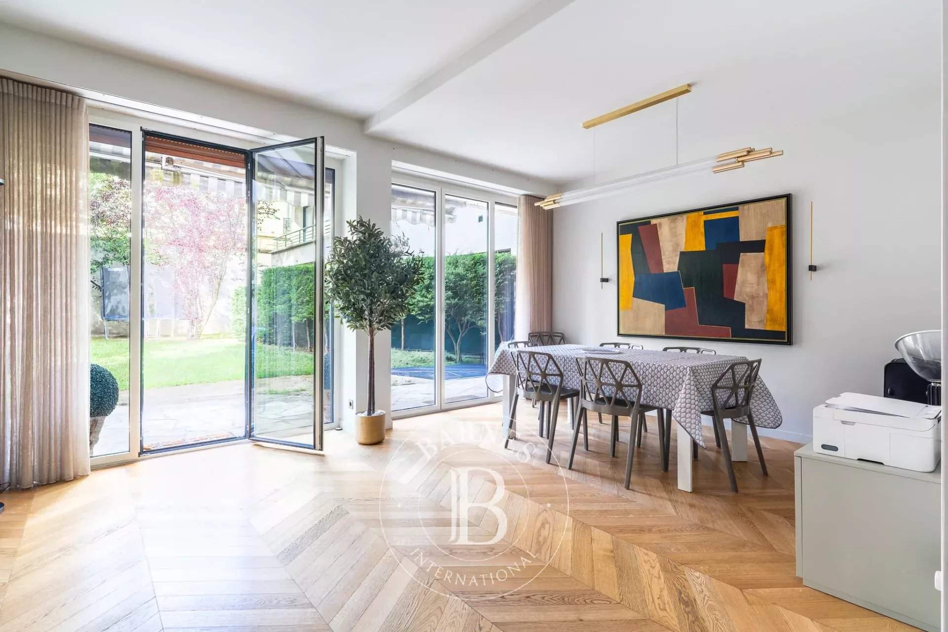 Neuilly-sur-Seine  - Appartement 5 Pi&egrave;ces 3 Chambres - picture 13