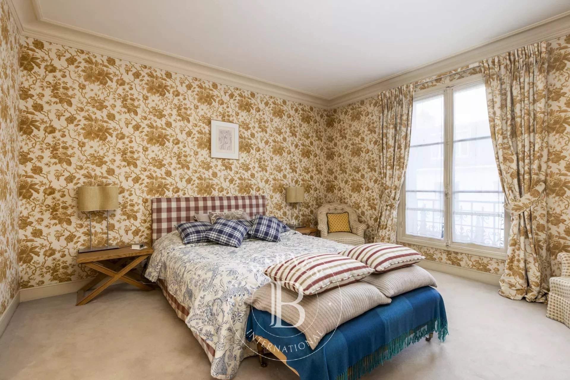 Neuilly-sur-Seine  - House 5 Bedrooms - picture 14