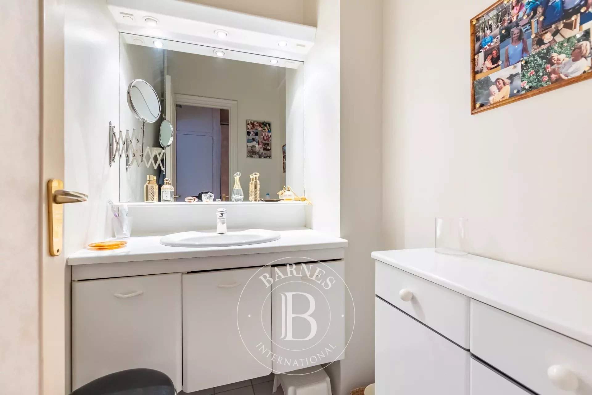 Neuilly-sur-Seine  - Apartment 4 Bedrooms - picture 19