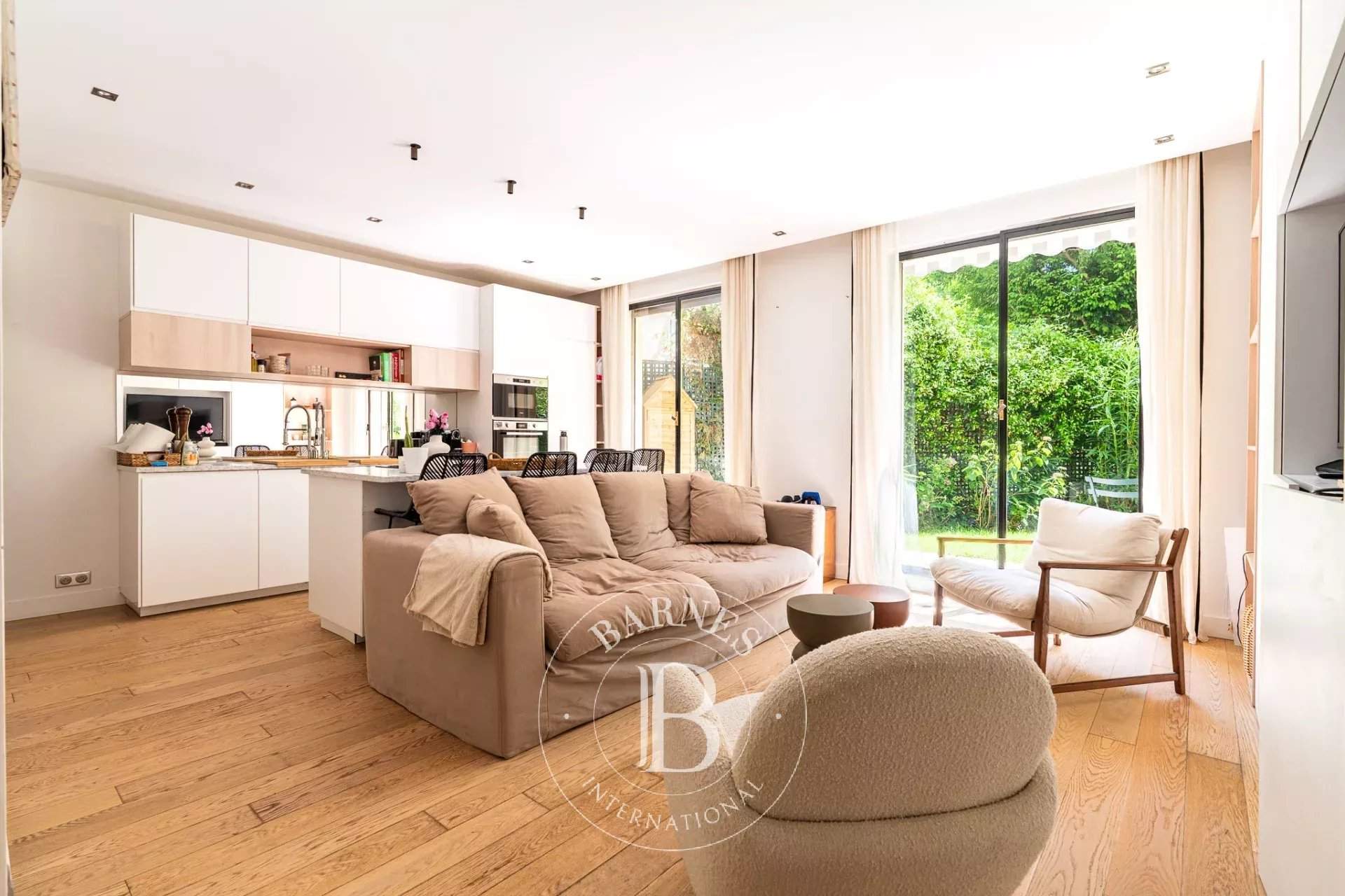 Neuilly-sur-Seine  - Appartement 5 Pi&egrave;ces 4 Chambres - picture 15
