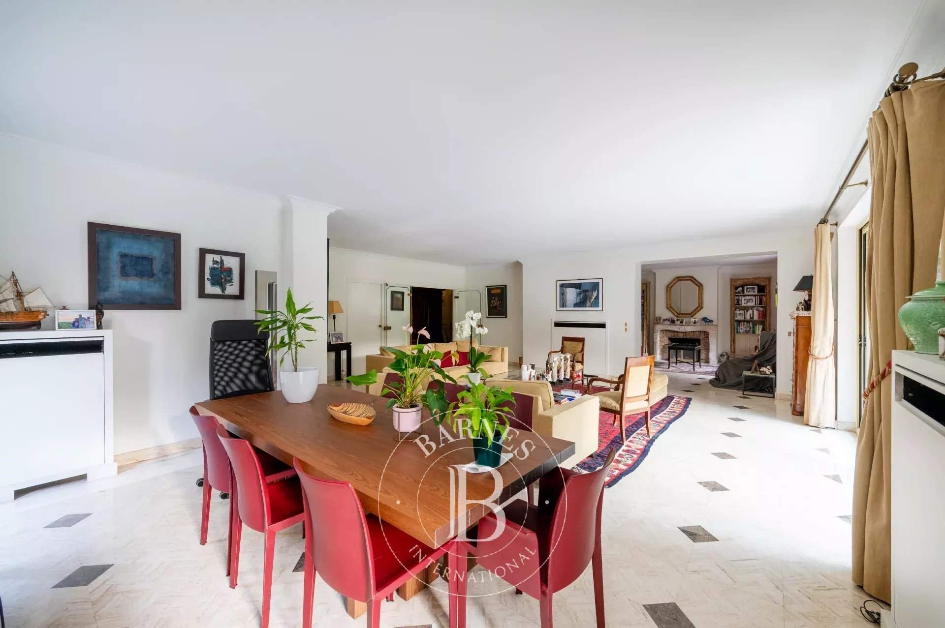 Neuilly-sur-Seine  - Apartment 5 Bedrooms - picture 11