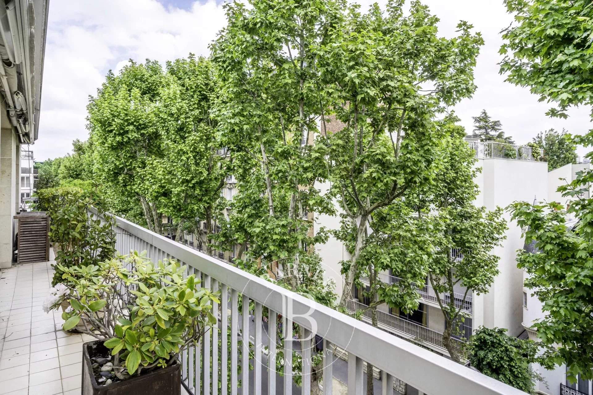 Neuilly-sur-Seine  - Appartement 7 Pièces 4 Chambres - picture 12