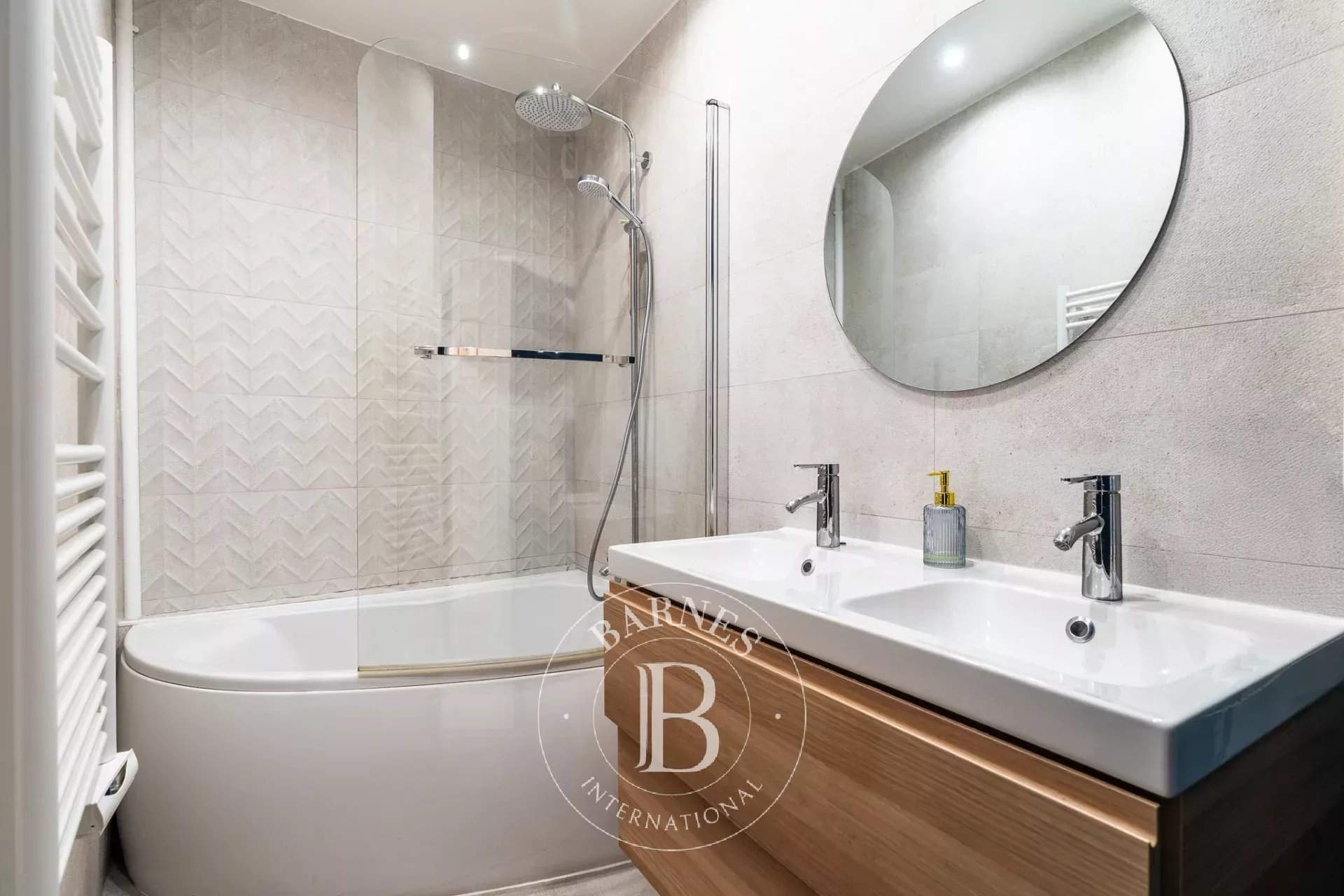 Levallois-Perret  - Apartment  - picture 13