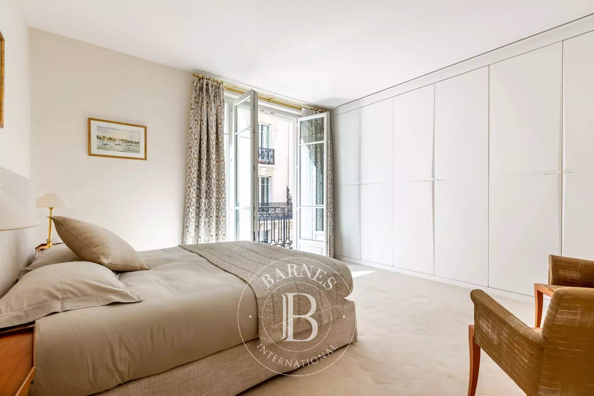 Neuilly-sur-Seine  - Apartment 2 Bedrooms - picture 9