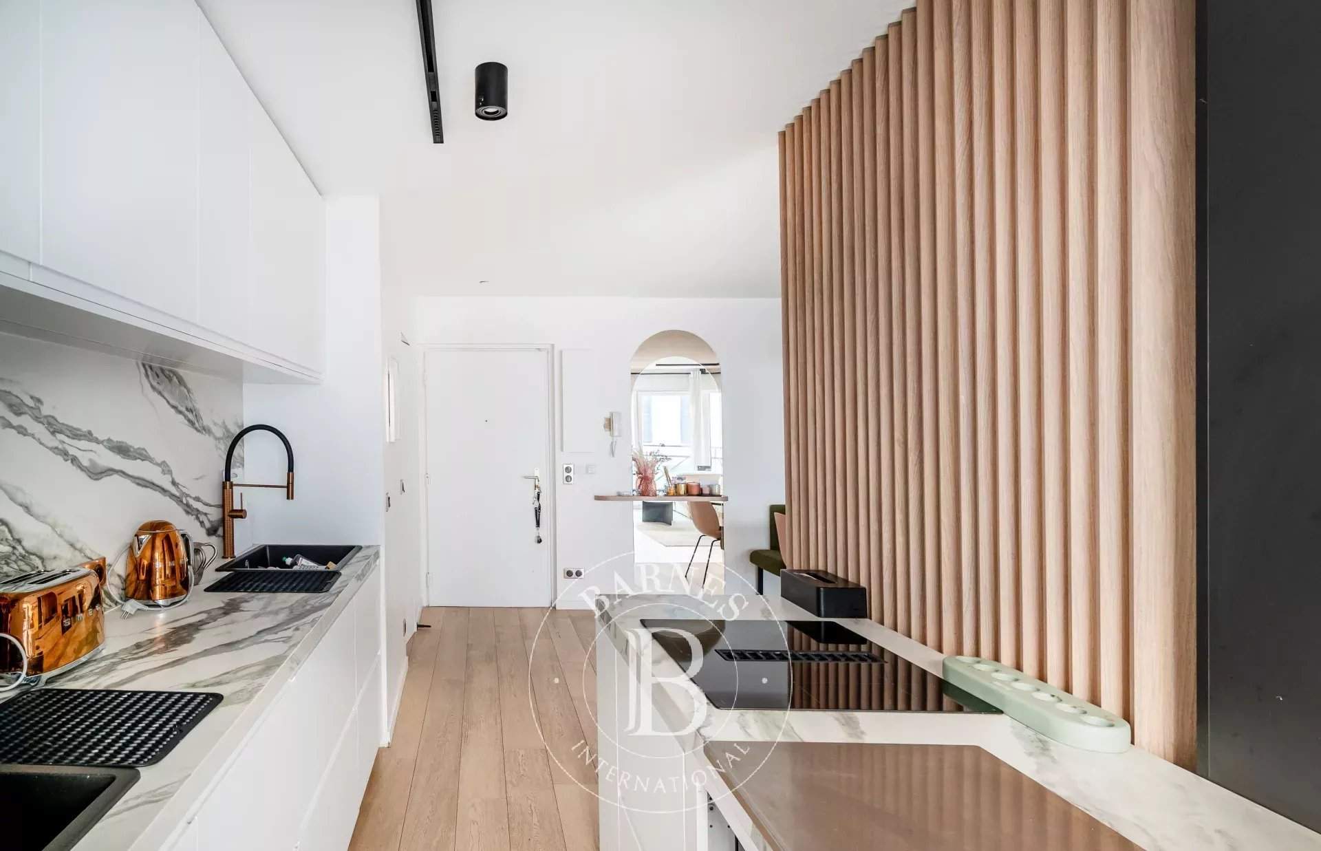 Levallois-Perret  - Appartement 4 Pi&egrave;ces 3 Chambres - picture 9