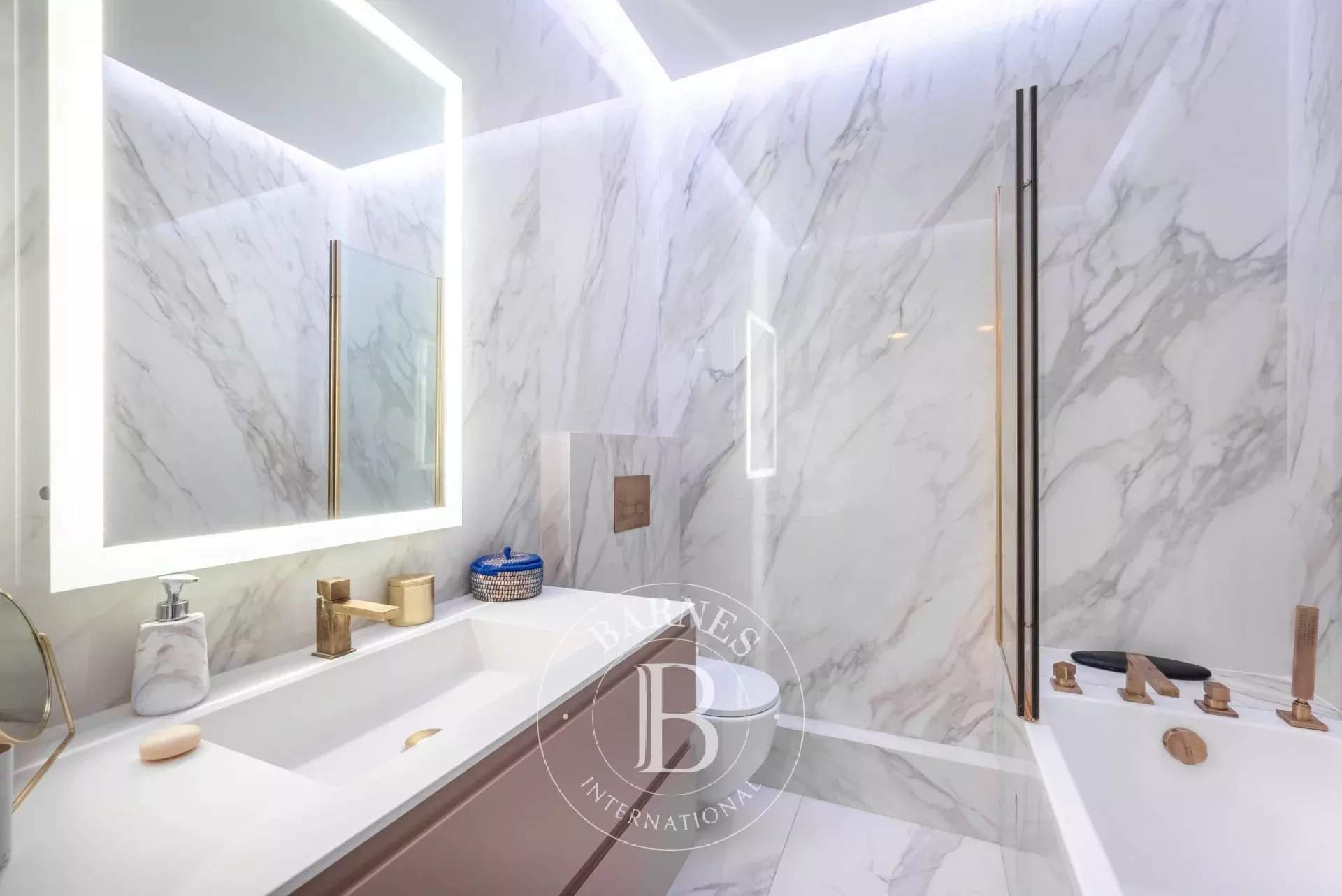 Neuilly-sur-Seine  - Appartement 5 Pi&egrave;ces 3 Chambres - picture 19