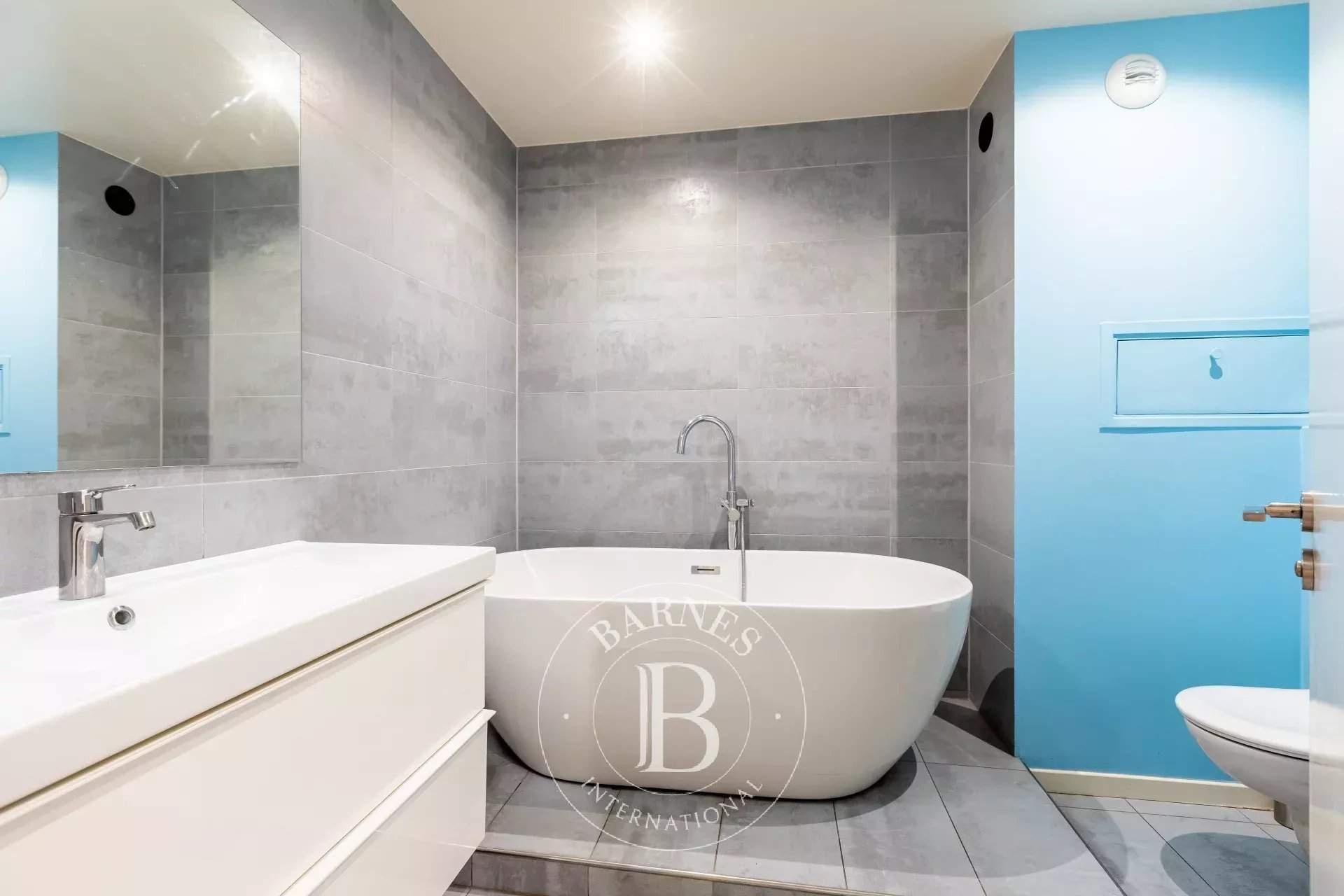 Neuilly-sur-Seine  - Appartement 6 Pi&egrave;ces 3 Chambres - picture 16