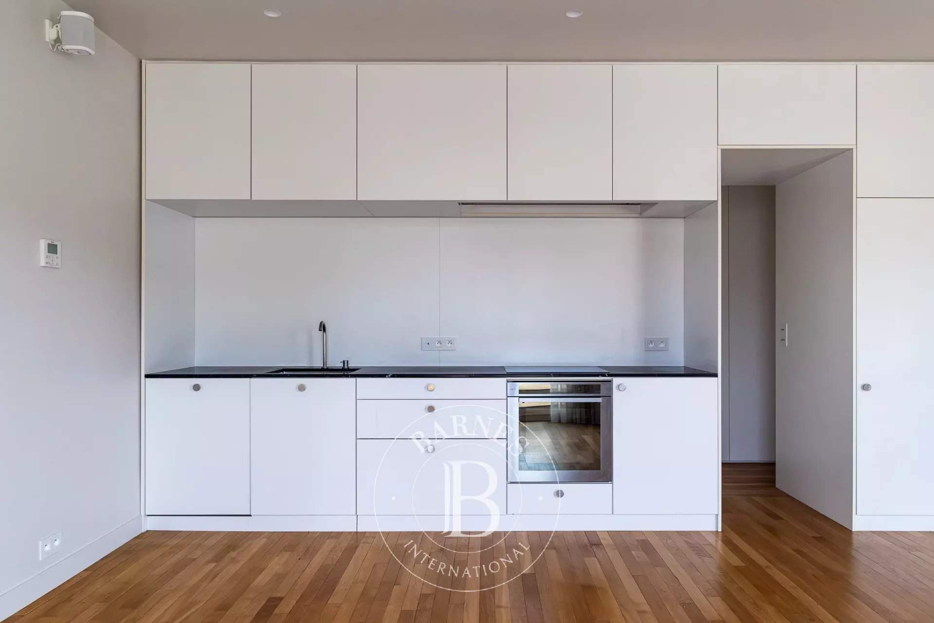 Neuilly-sur-Seine  - Appartement 3 Pi&egrave;ces 2 Chambres - picture 5