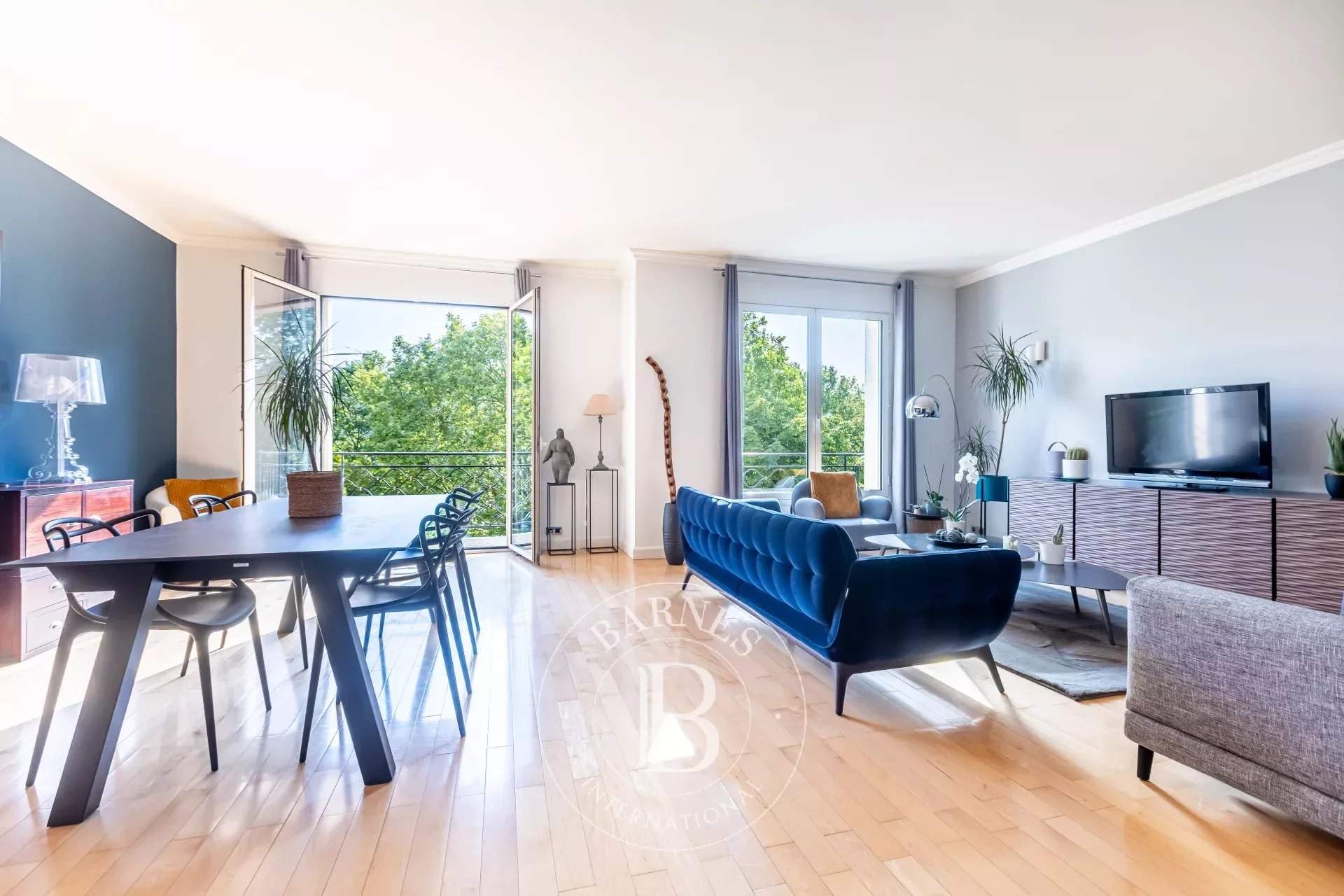Neuilly-sur-Seine  - Appartement 5 Pi&egrave;ces 3 Chambres - picture 2