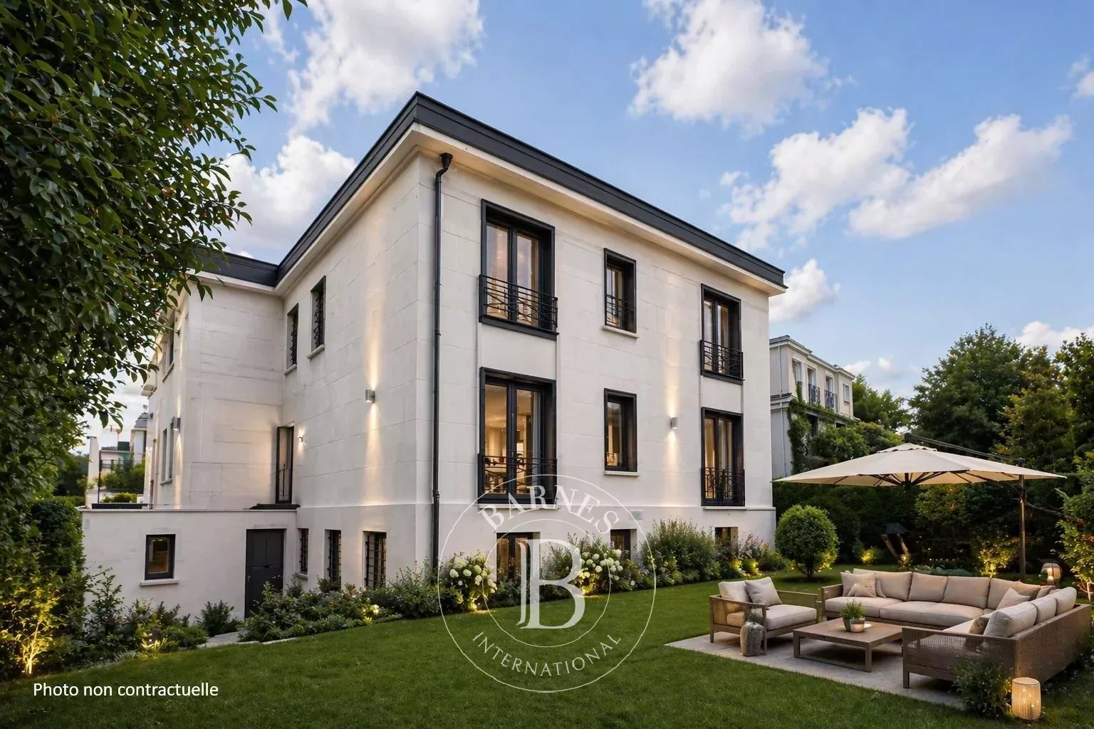 Neuilly-sur-Seine  - Maison 12 Pi&egrave;ces 8 Chambres - picture 1