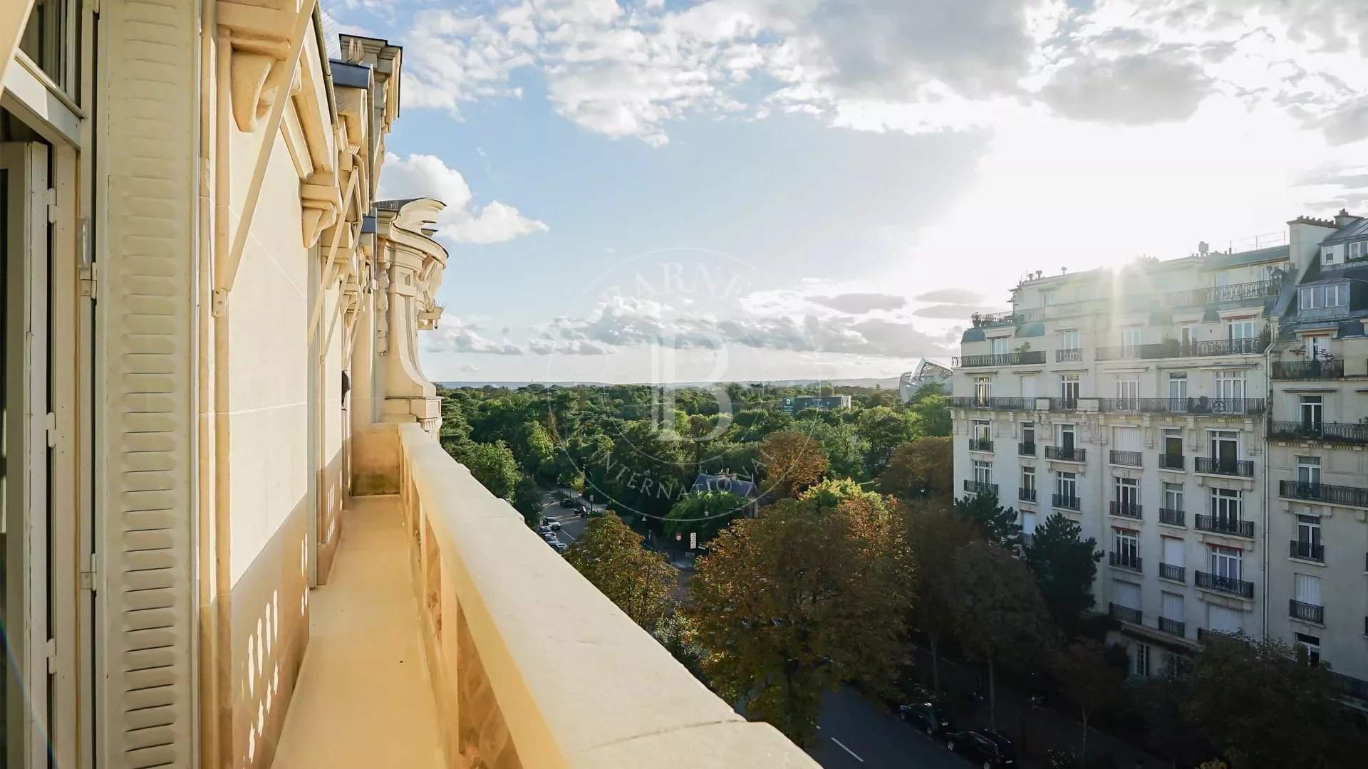 Neuilly-sur-Seine  - Appartement 7 Pièces 4 Chambres - picture 1