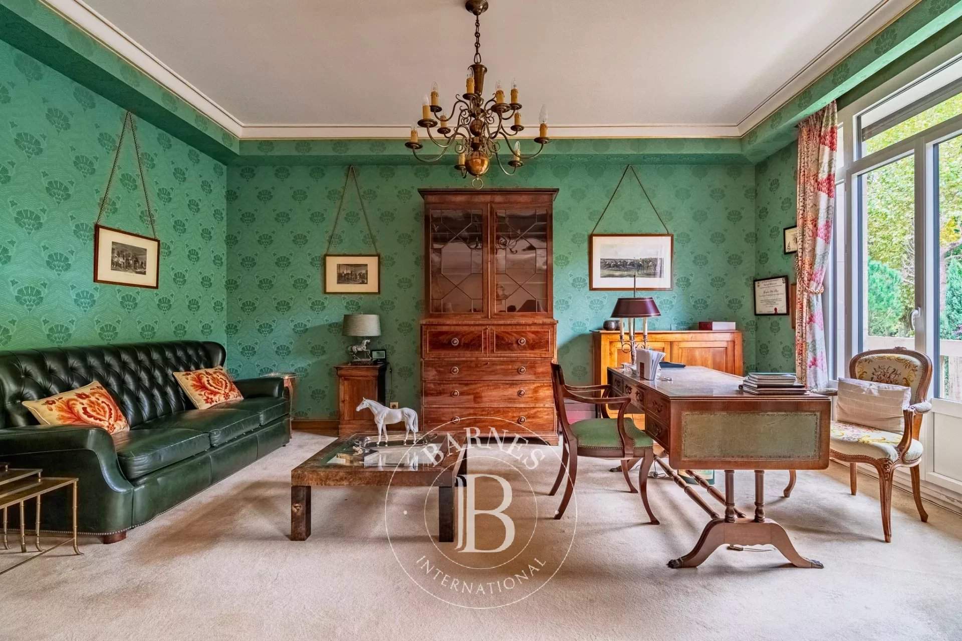 Neuilly-sur-Seine  - Appartement 6 Pièces 3 Chambres - picture 3