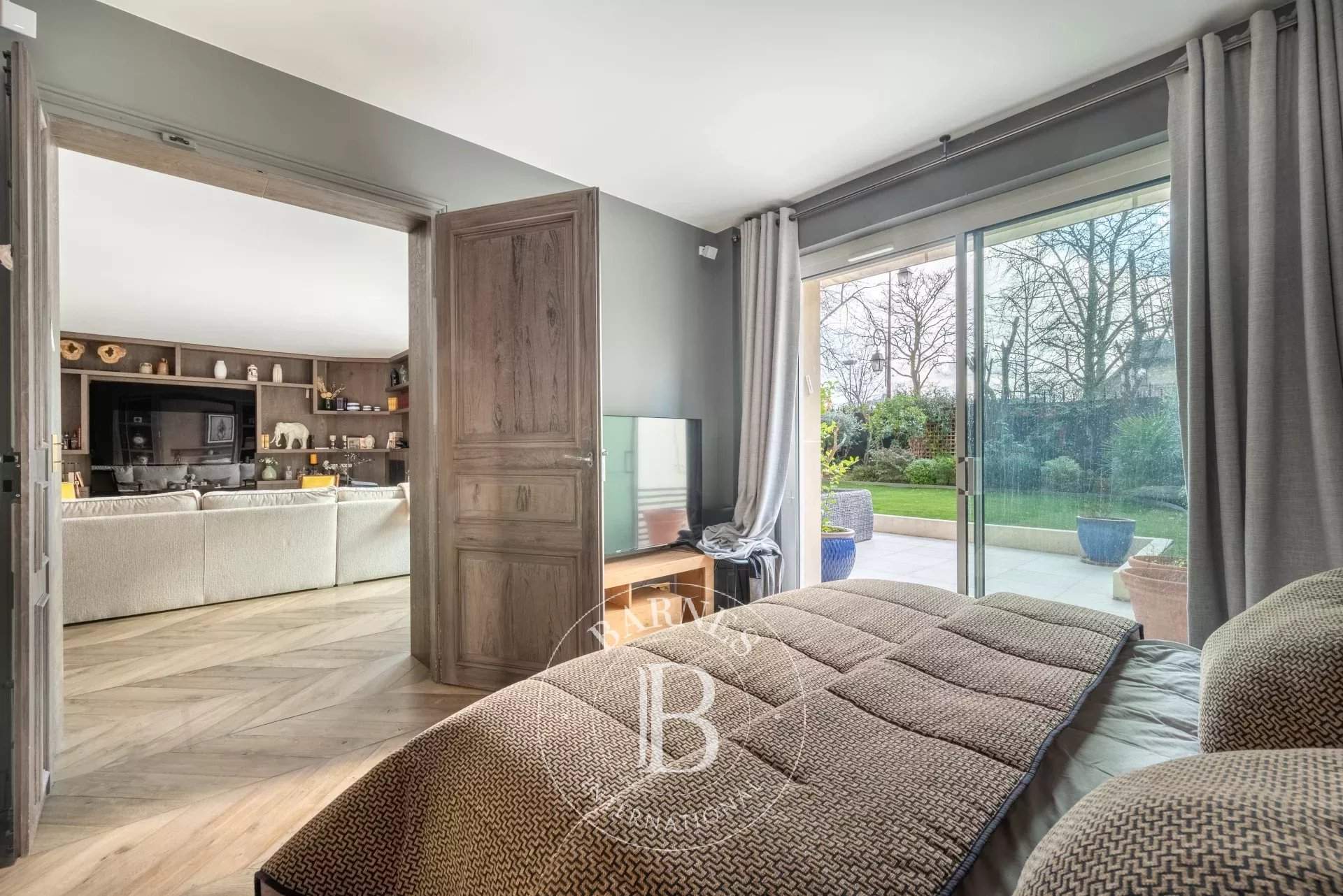 Neuilly-sur-Seine  - Appartement 5 Pi&egrave;ces 3 Chambres - picture 8