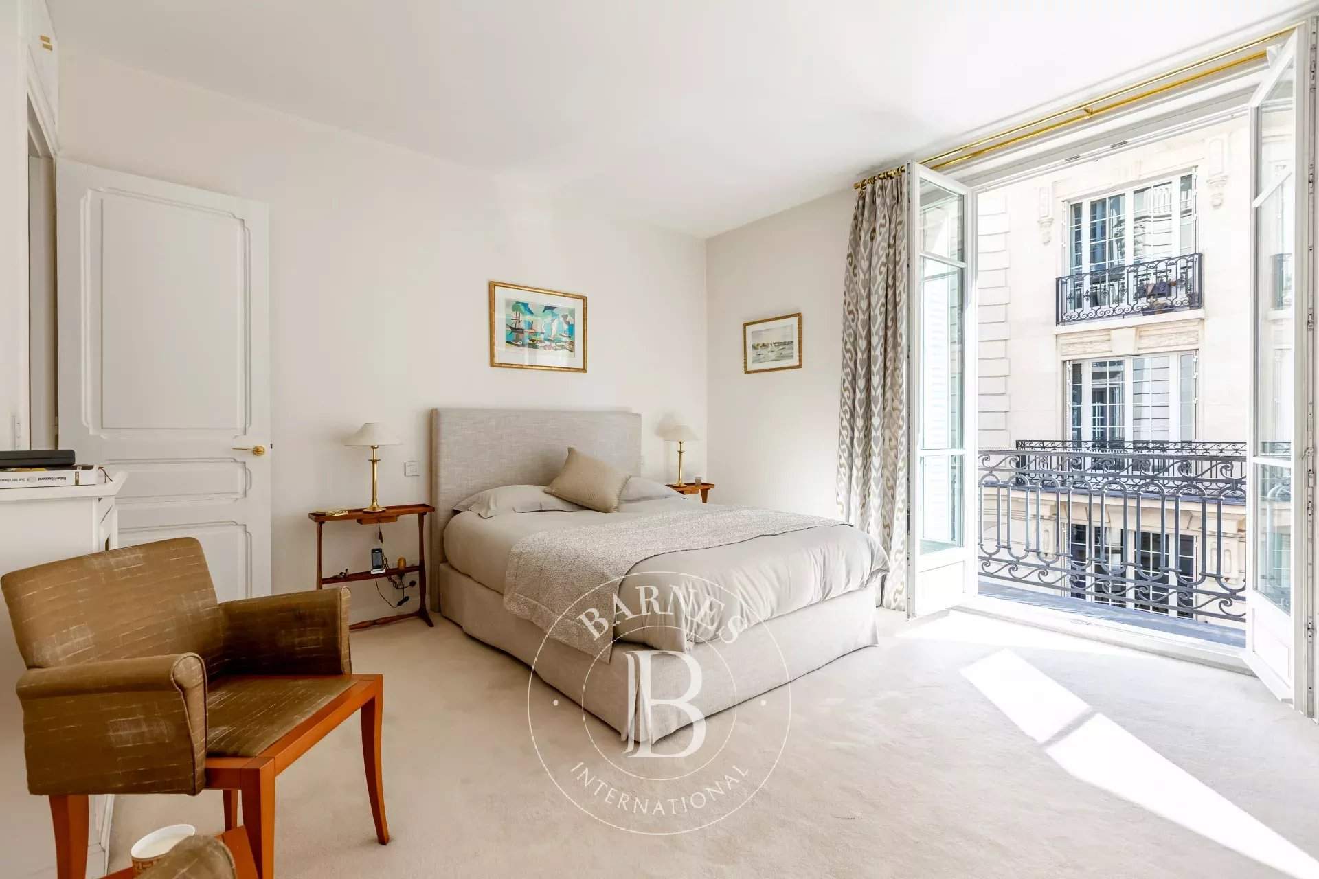 Neuilly-sur-Seine  - Apartment 2 Bedrooms - picture 8