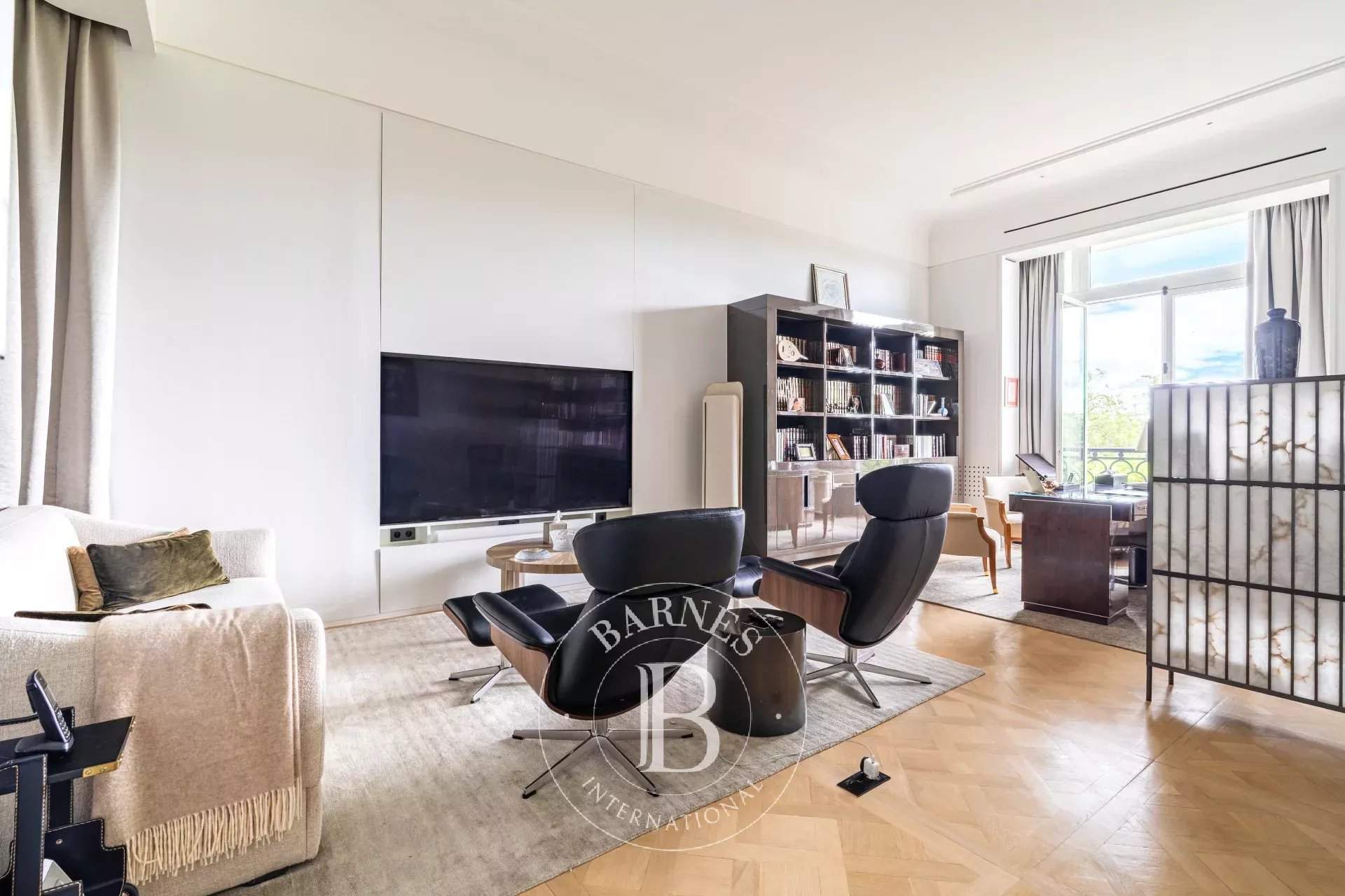 Neuilly-sur-Seine  - Appartement 7 Pièces 4 Chambres - picture 18