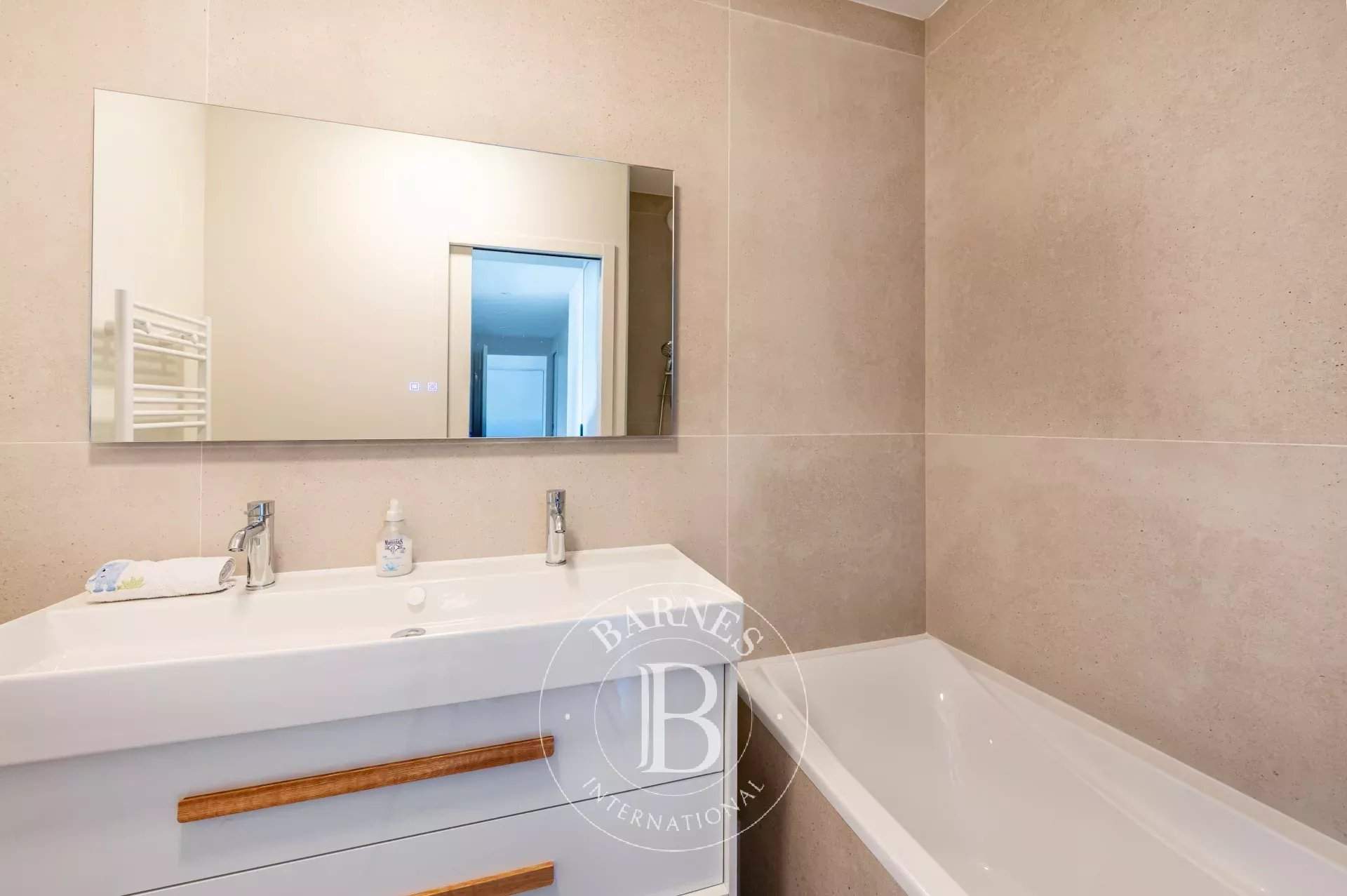 Clichy  - Piso 4 Cuartos 3 Habitaciones - picture 12