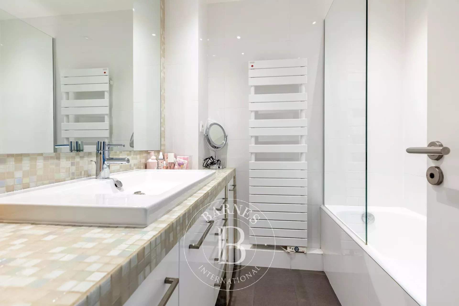 Neuilly-sur-Seine  - Appartement 5 Pièces 4 Chambres - picture 16