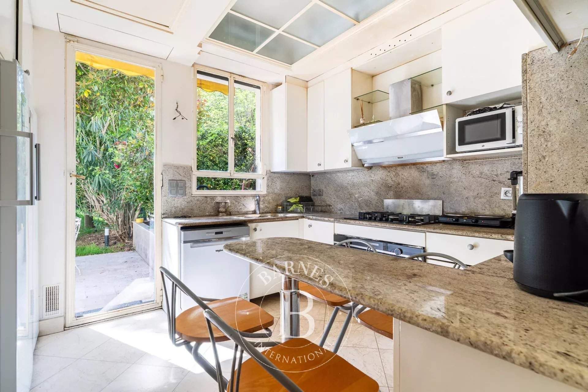 Neuilly-sur-Seine  - Apartment 5 Bedrooms - picture 8