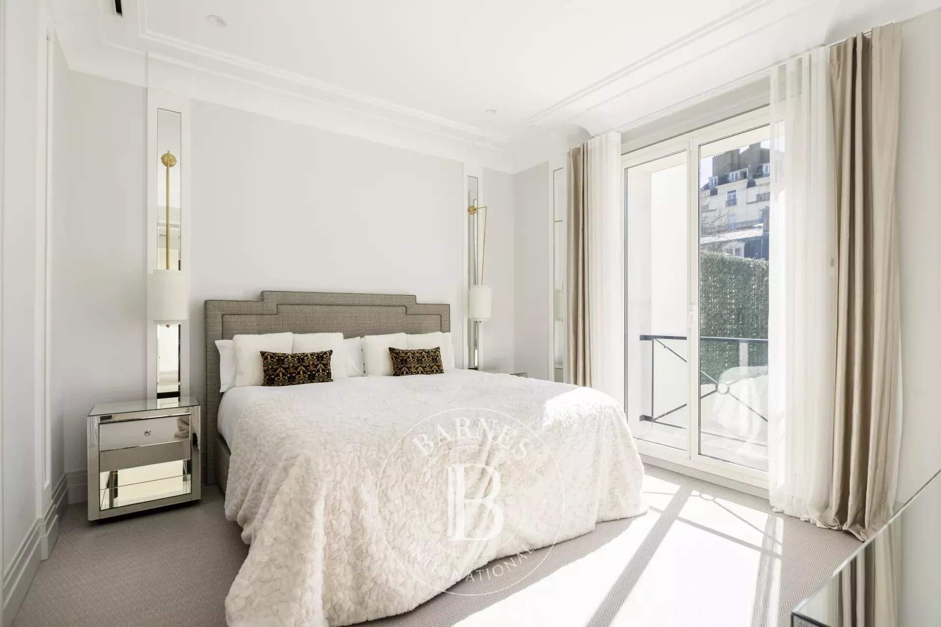Neuilly-sur-Seine  - Hôtel particulier 9 Pi&egrave;ces 5 Chambres - picture 9